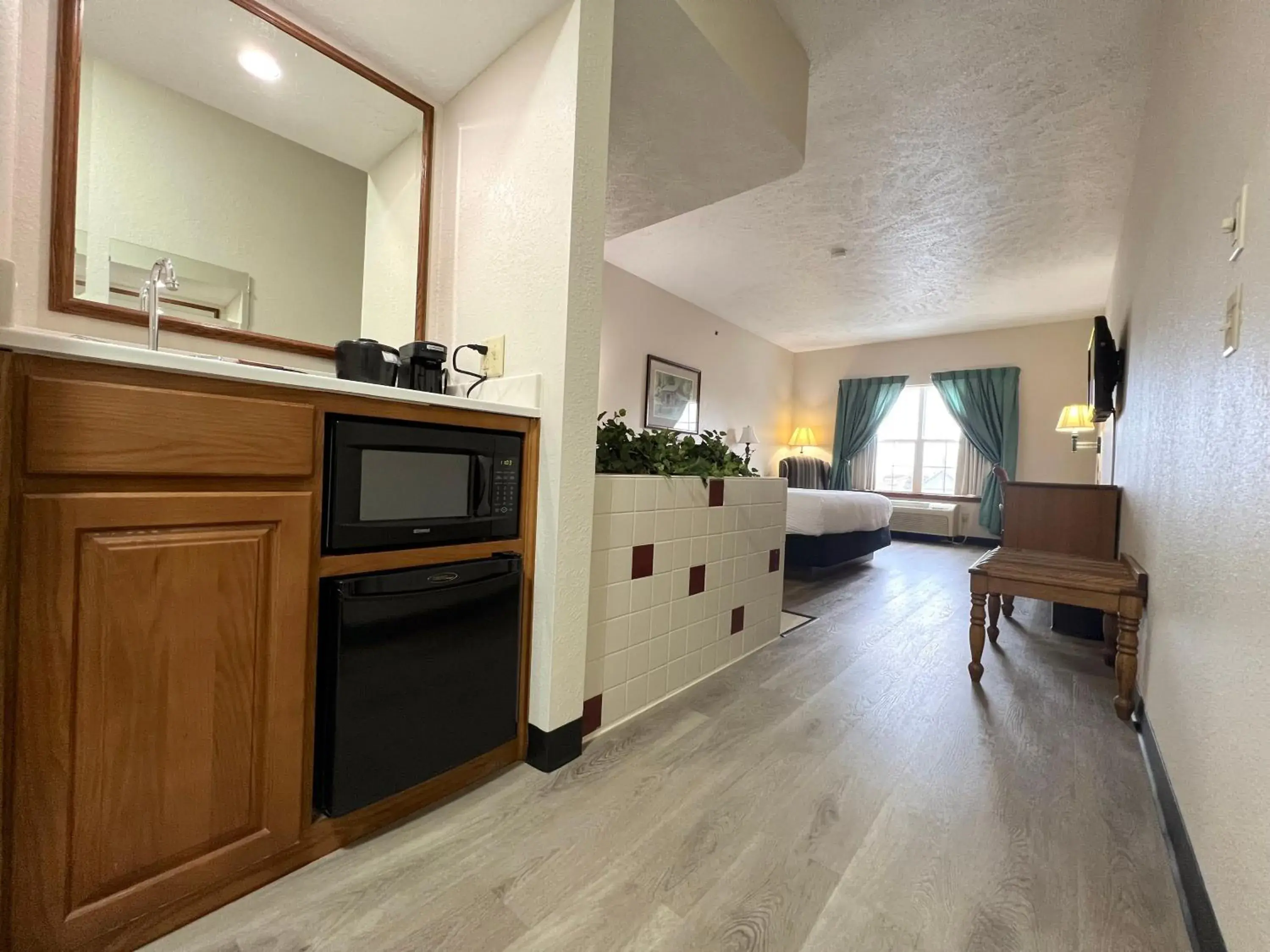 Bedroom in Van Buren Hotel Bedroom in Van Buren Hotel