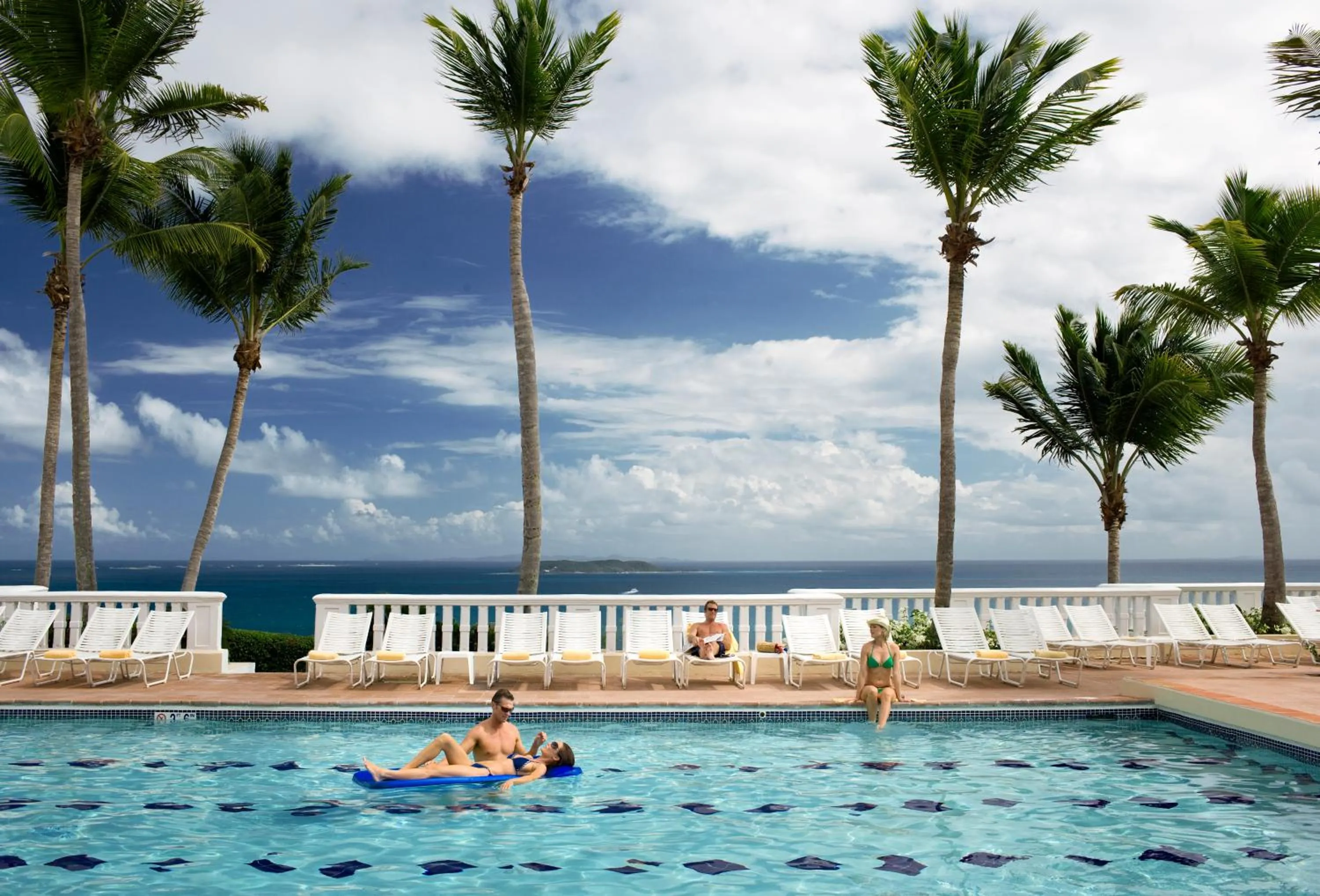Swimming pool in El Conquistador Resort - Puerto Rico