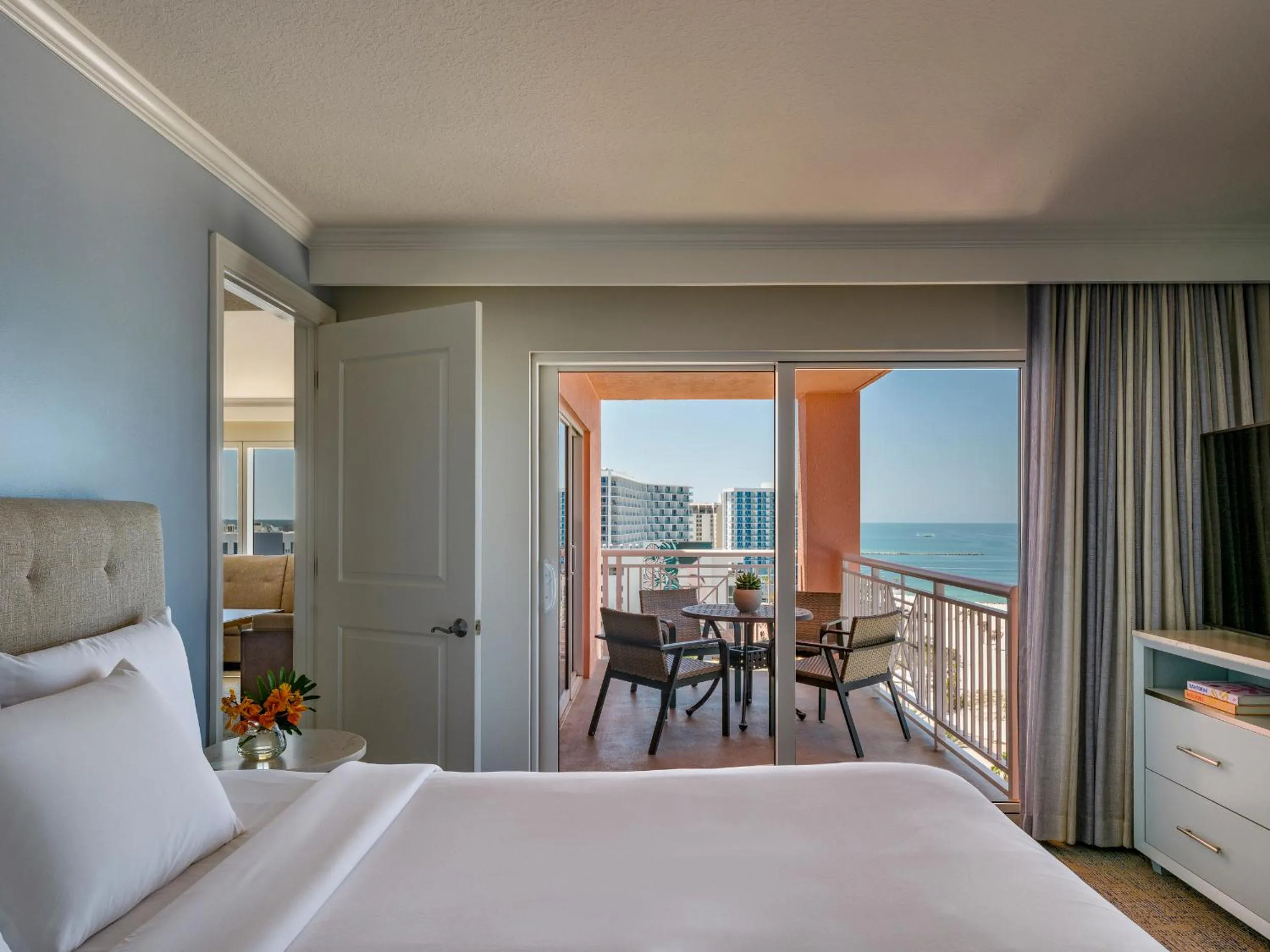 Bed in Hyatt Regency Clearwater Beach Resort &amp; Spa