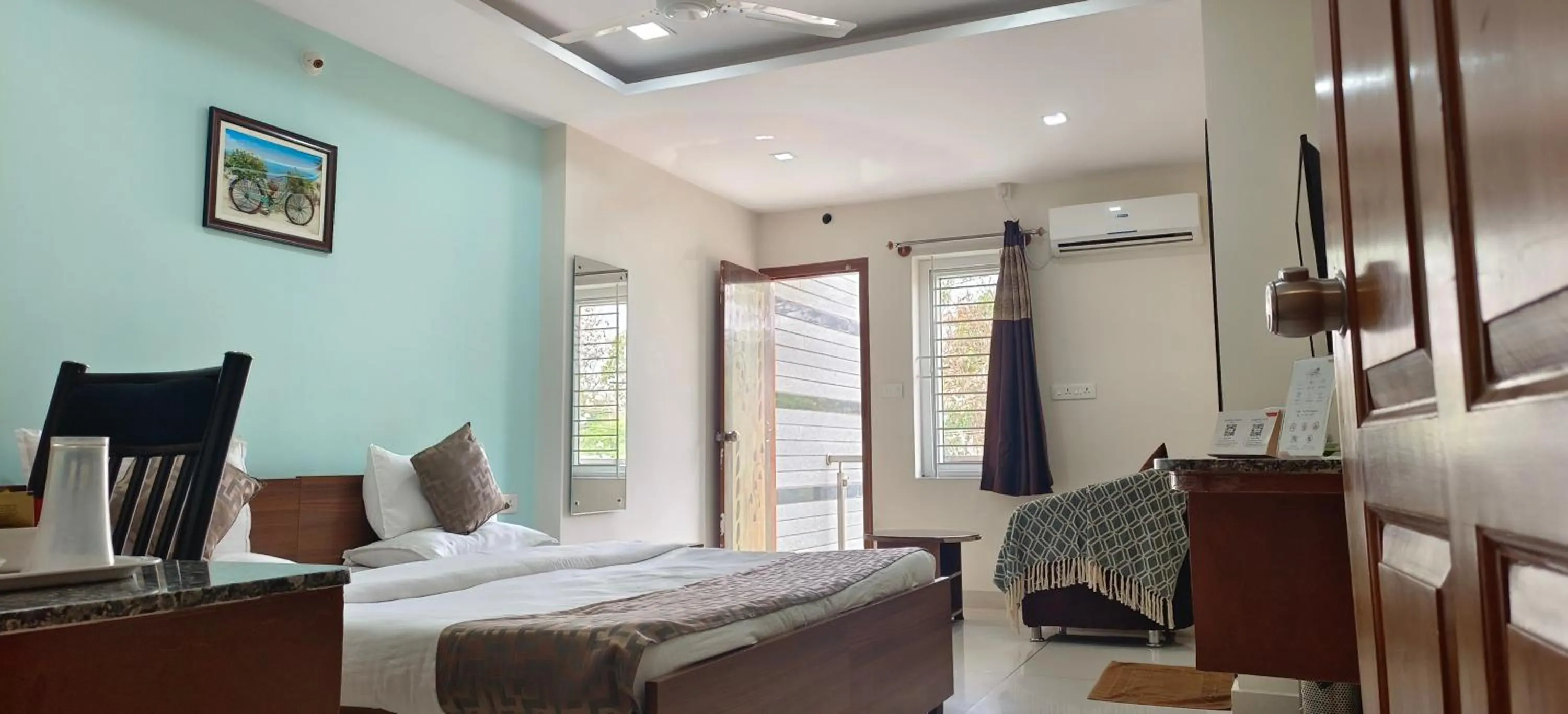 Bed in Sugamya Corner Guesthouse