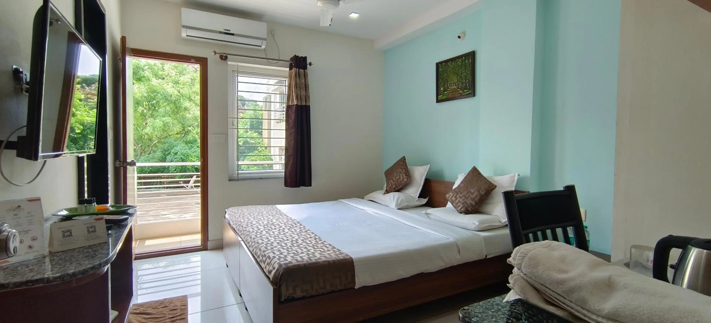 Bed in Sugamya Corner Guesthouse