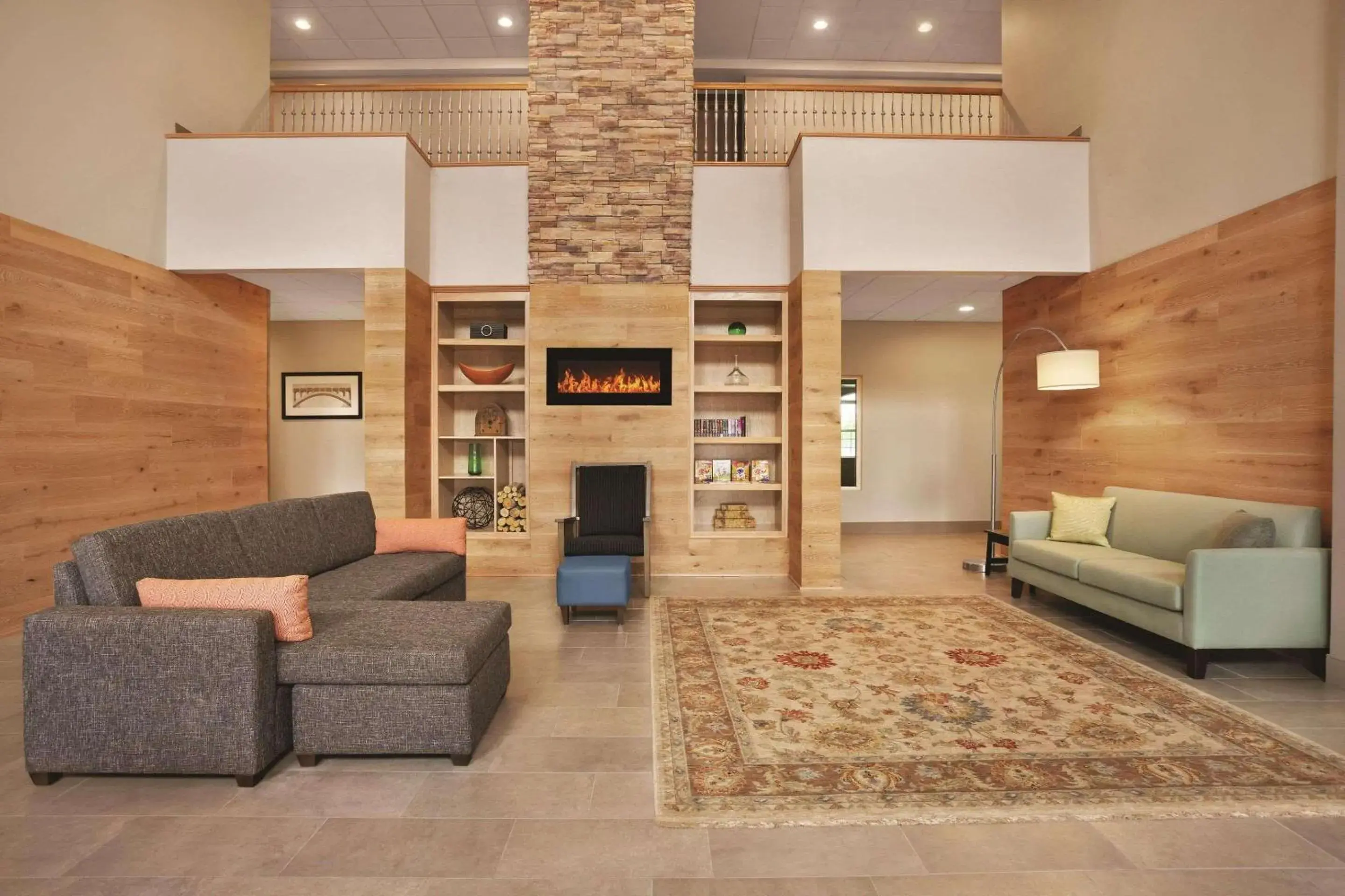 Lobby or reception in Country Inn & Suites by Radisson, Bowling Green, KY Lobby or reception in Country Inn & Suites by Radisson, Bowling Green, KY