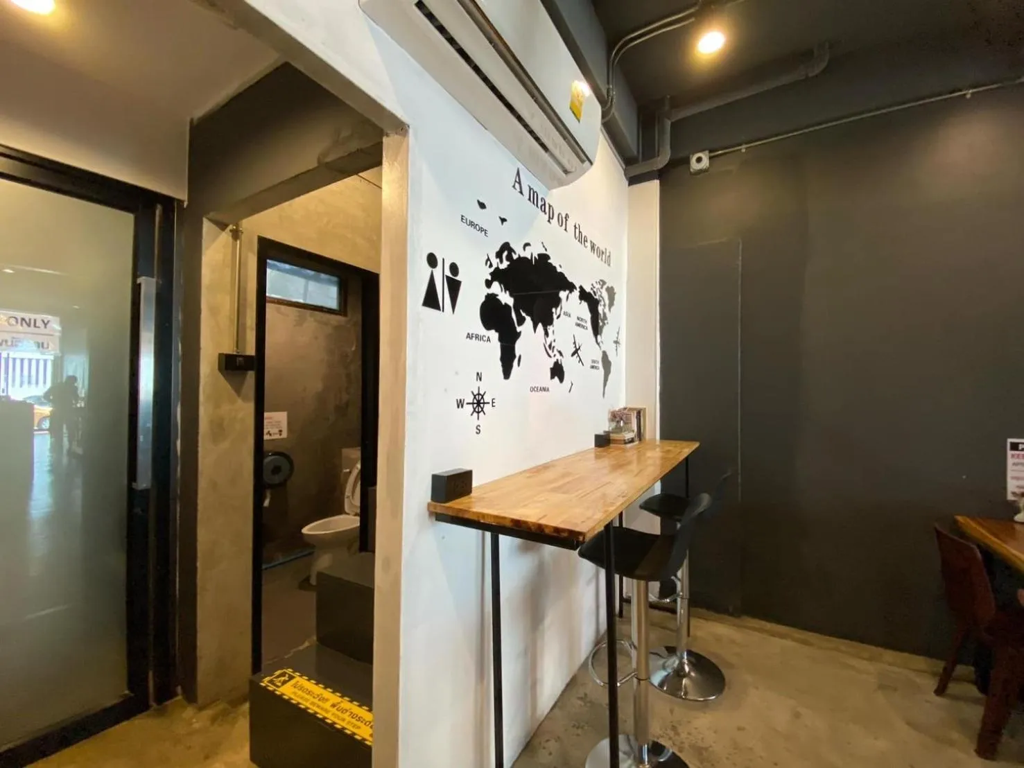 Property building in Ekanek Hostel