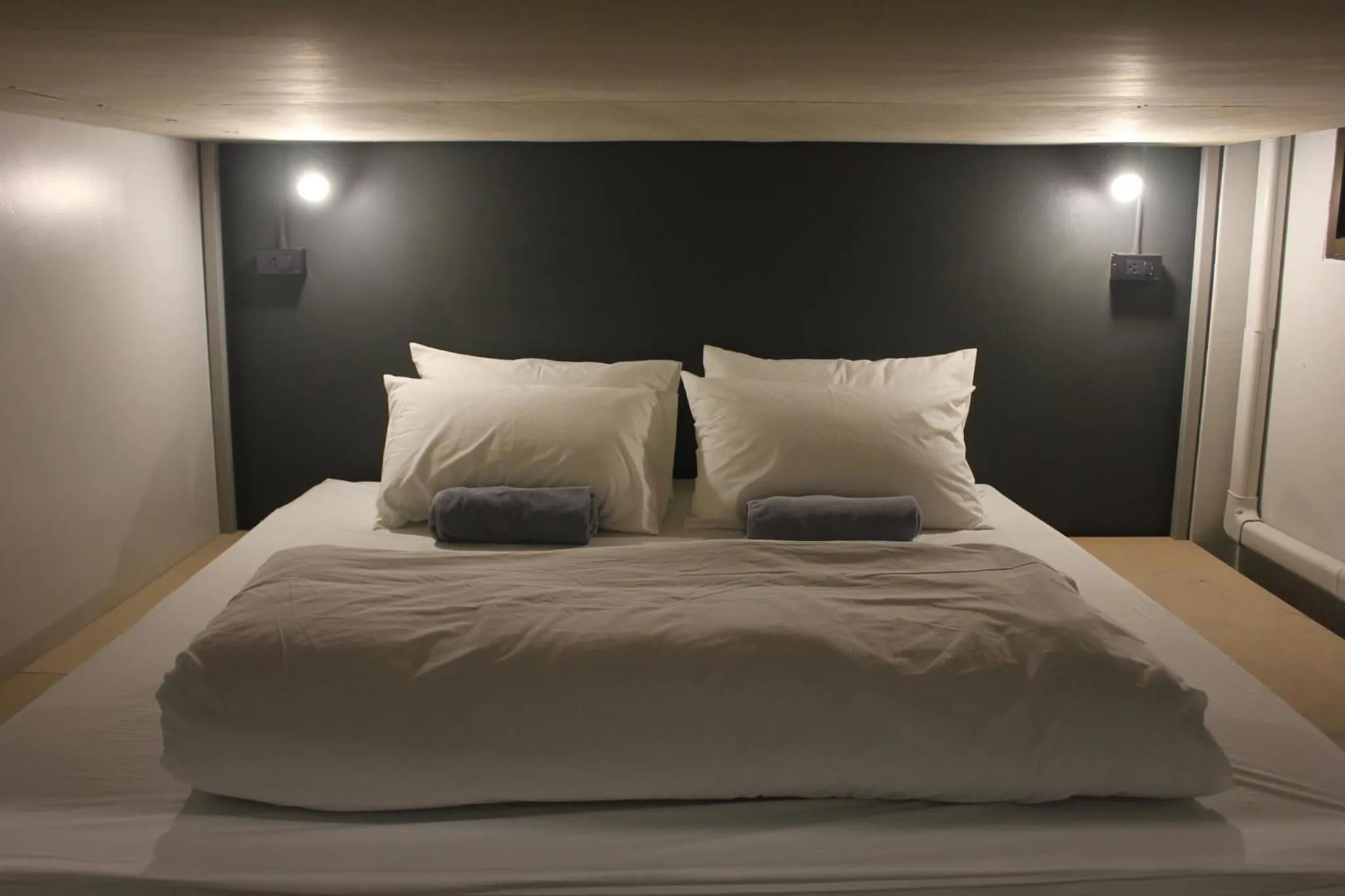 Photo of the whole room, Bed in Ekanek Hostel