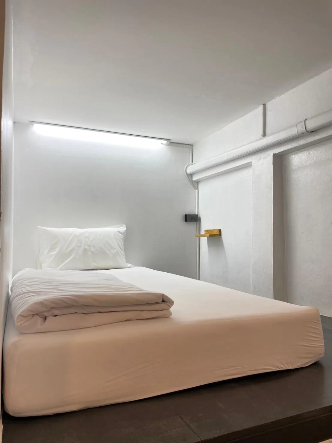 Photo of the whole room, Bed in Ekanek Hostel