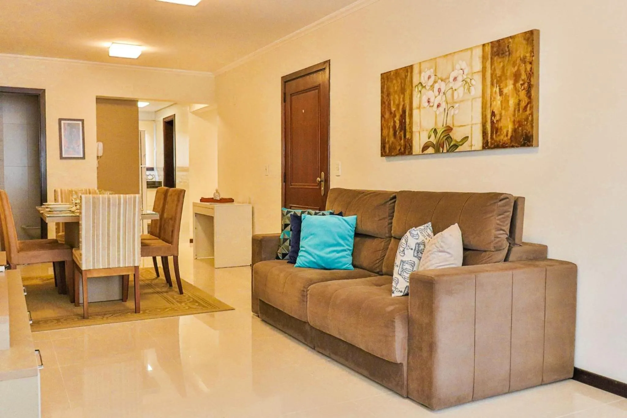 Living room in LOCAR-IN Gramado Residencial Siena Centro