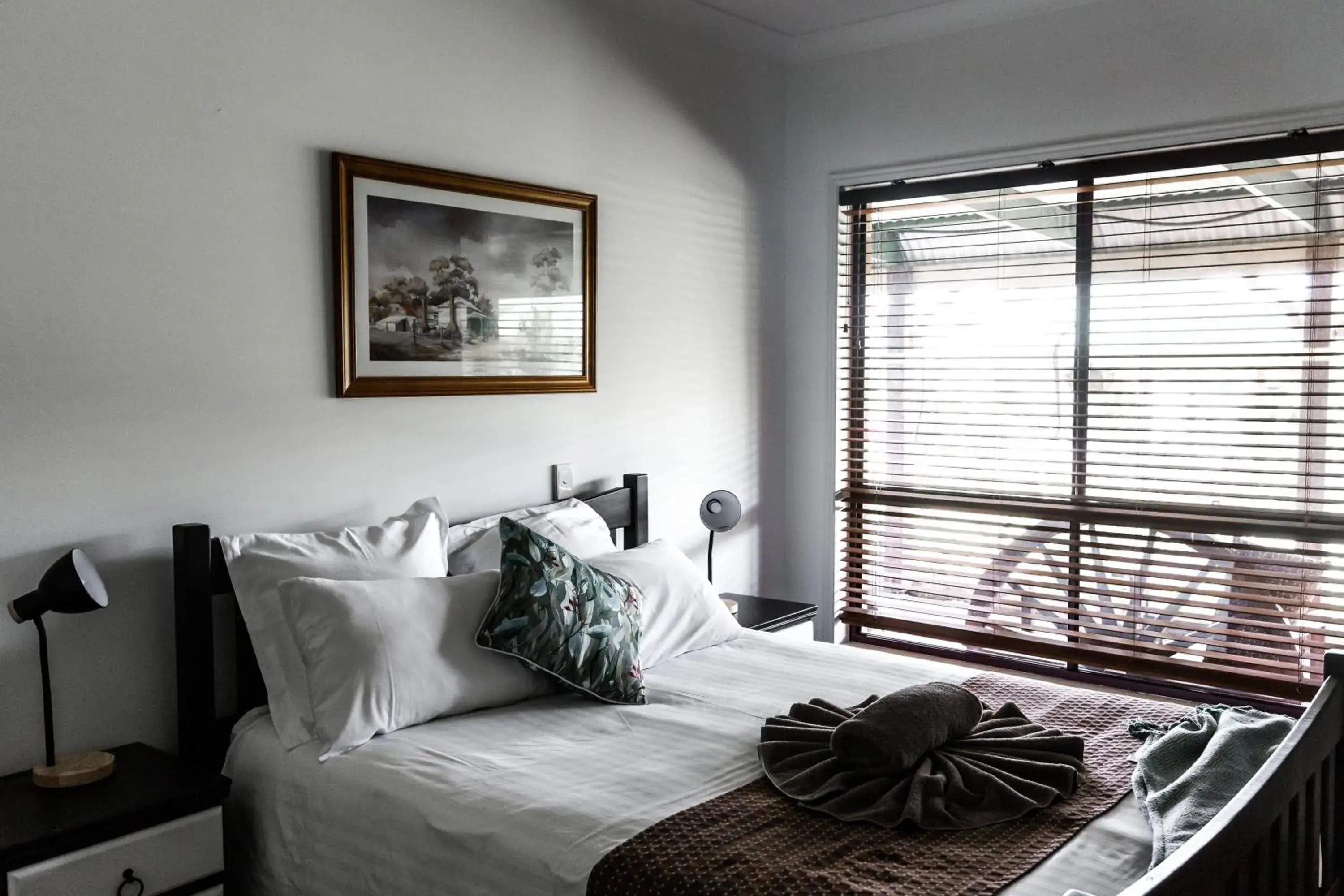 Queen Room with Spa Bath - single occupancy in The Bearded Dragon Boutique Hotel Queen Room with Spa Bath - single occupancy in The Bearded Dragon Boutique Hotel