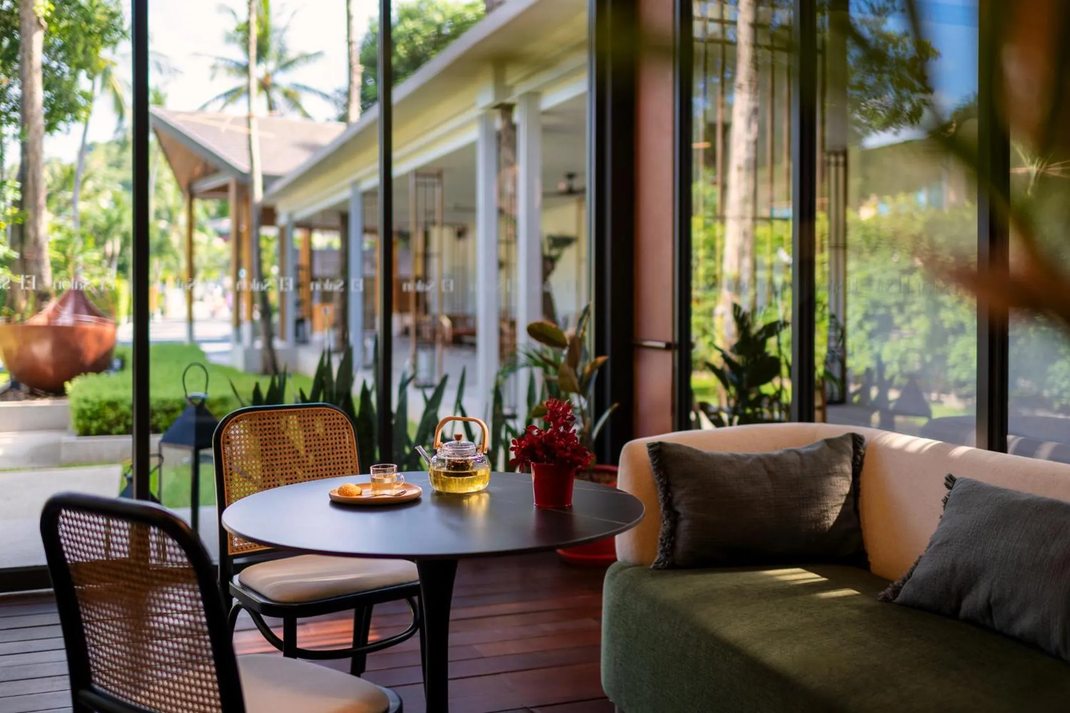 Restaurant/places to eat in NH Collection Samui Peace Resort