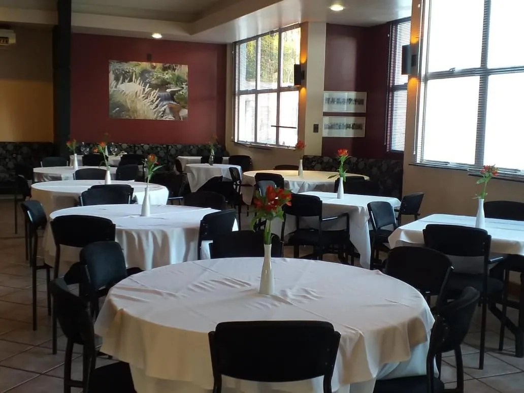 Restaurant/places to eat in Hotel Solaris