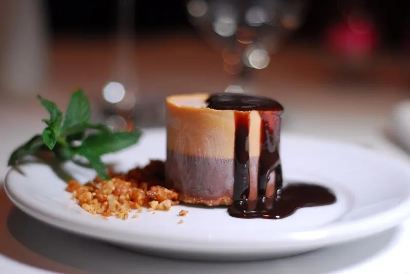 Restaurant/places to eat in Hotel Solaris