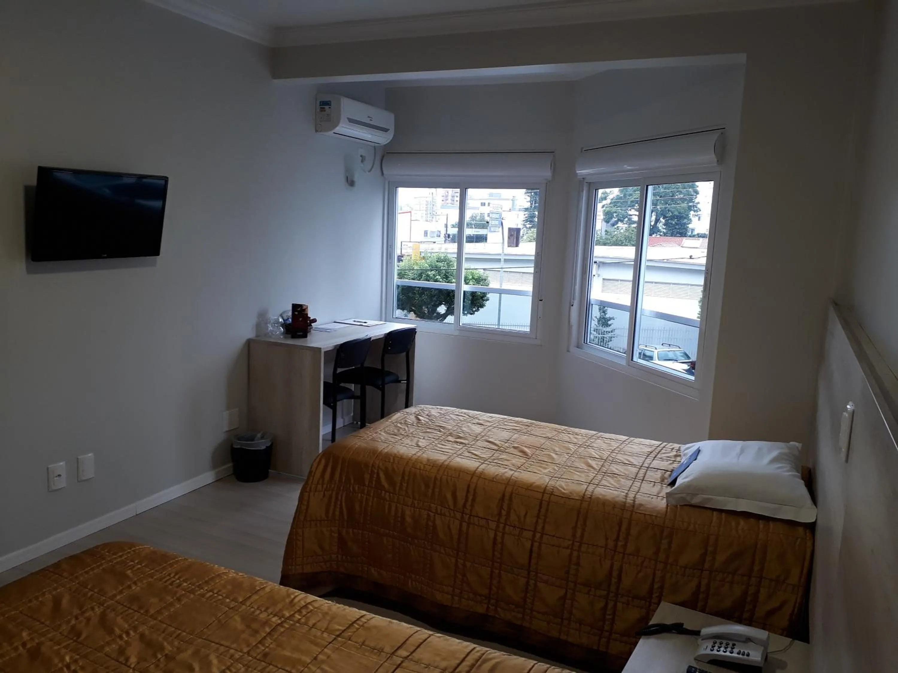 Photo of the whole room, Bed in Hotel Solaris