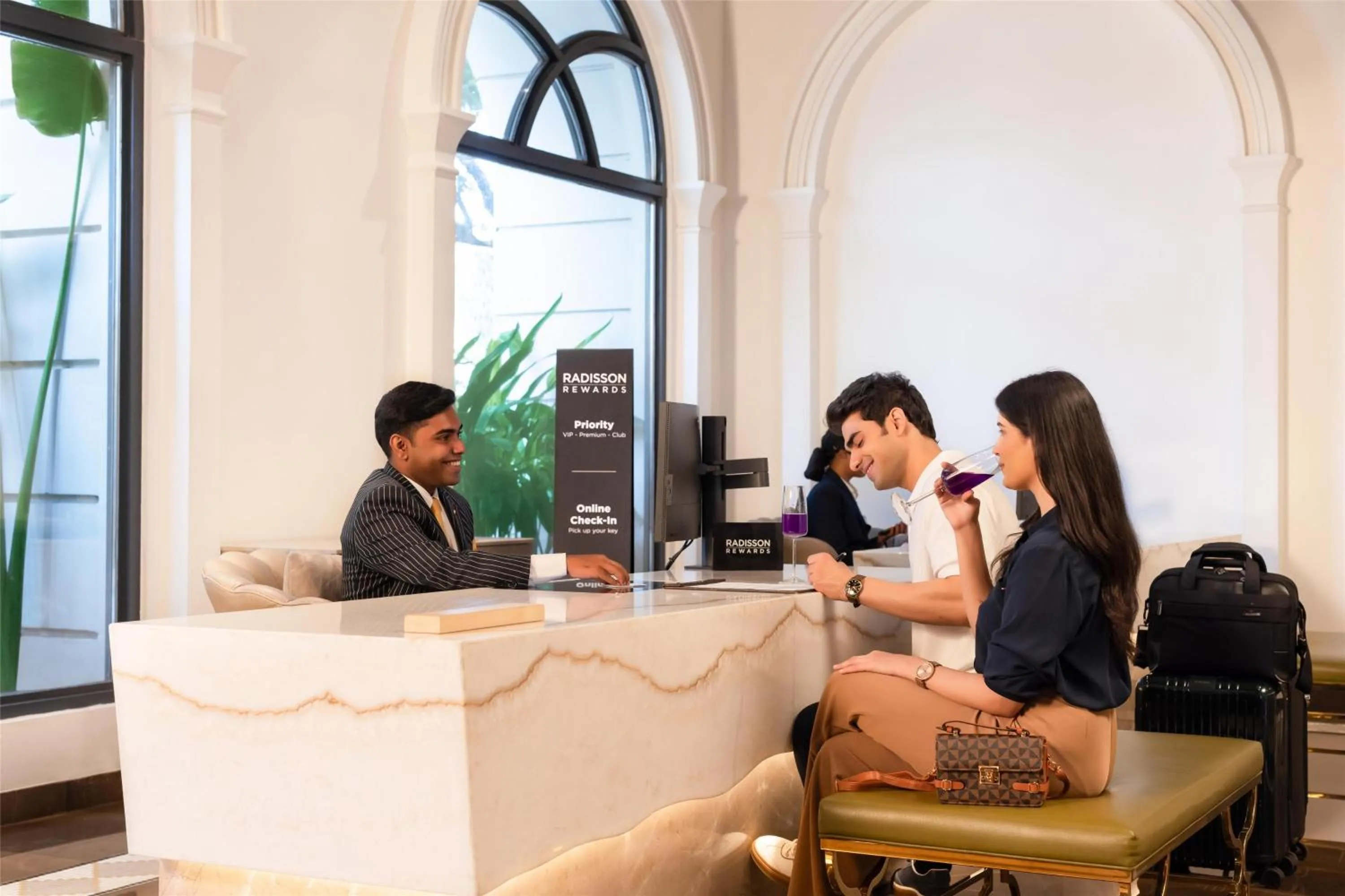 Lobby or reception in Radisson Blu Hotel & Suites GRT Chennai