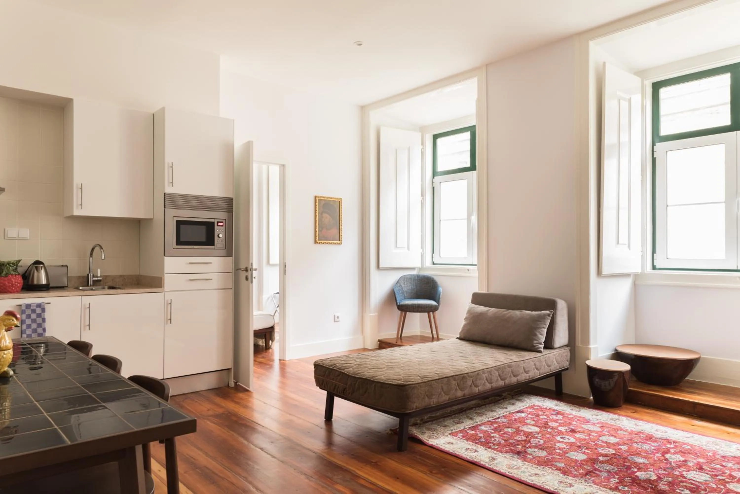 Kitchen or kitchenette in The Visionaire Apartments