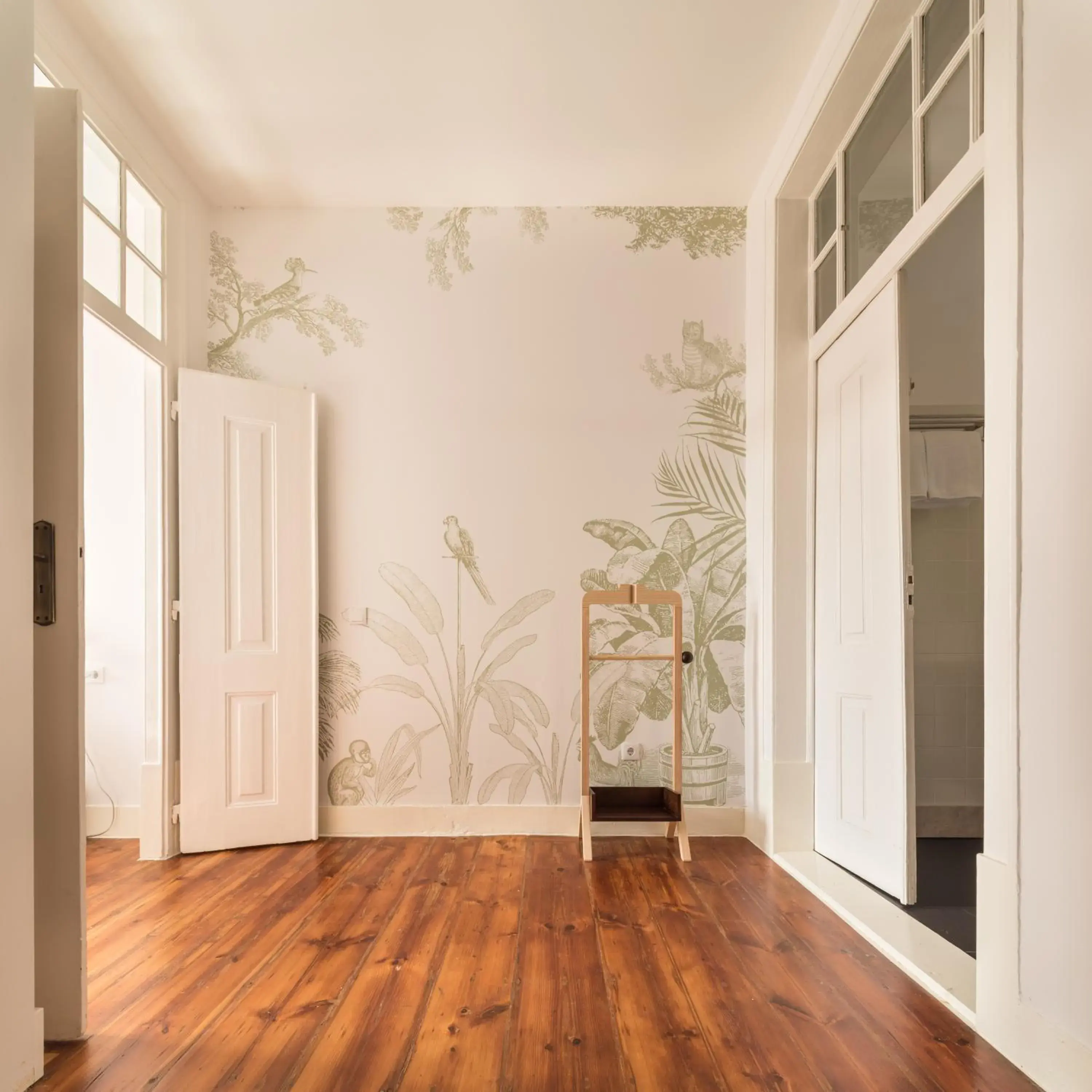 Decorative detail in The Visionaire Apartments Decorative detail in The Visionaire Apartments