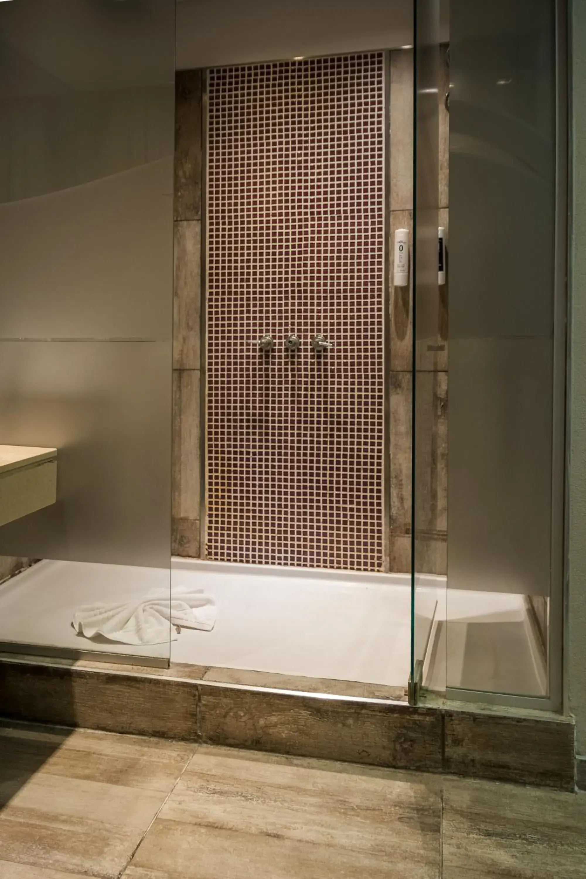 Double Room with Balcony in Eleton Resort & Spa Double Room with Balcony in Eleton Resort & Spa