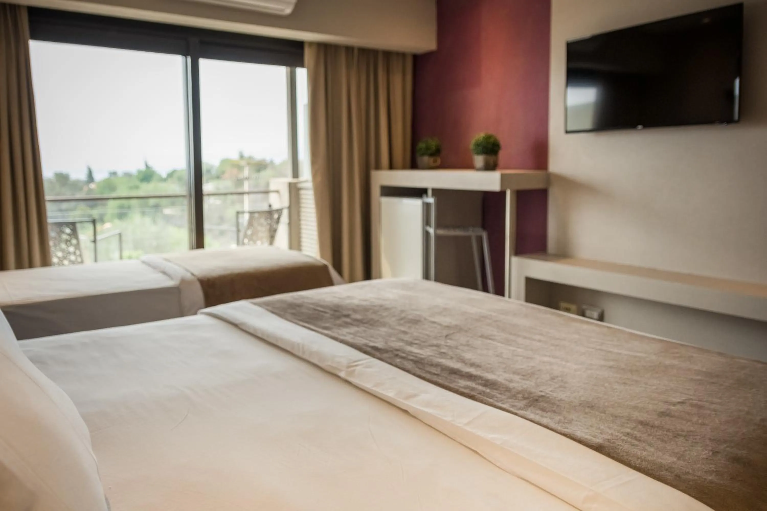 Photo of the whole room, Bed in Eleton Resort & Spa