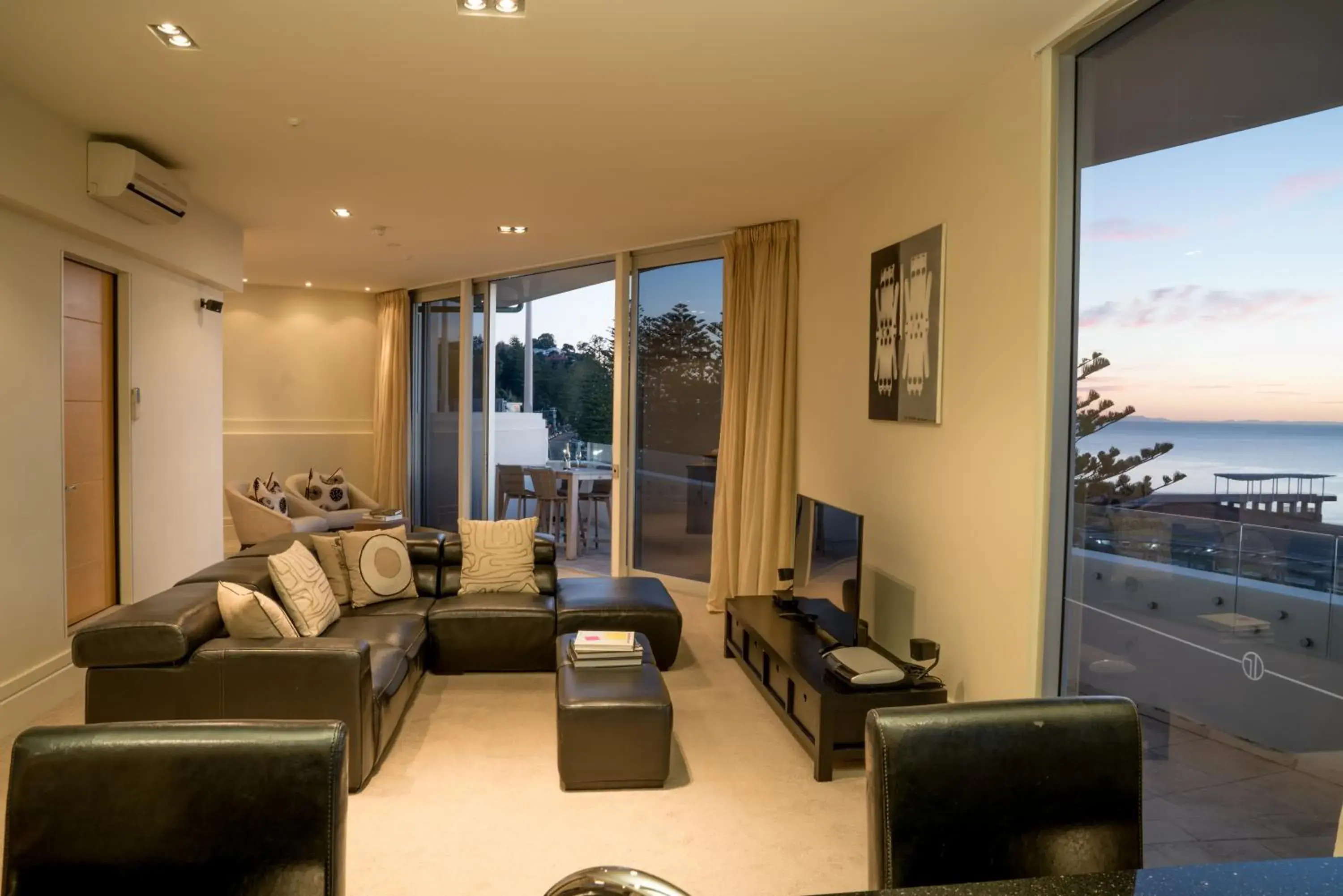 Two-Bedroom Penthouse with Sea View in The Dome Boutique Apartments Two-Bedroom Penthouse with Sea View in The Dome Boutique Apartments