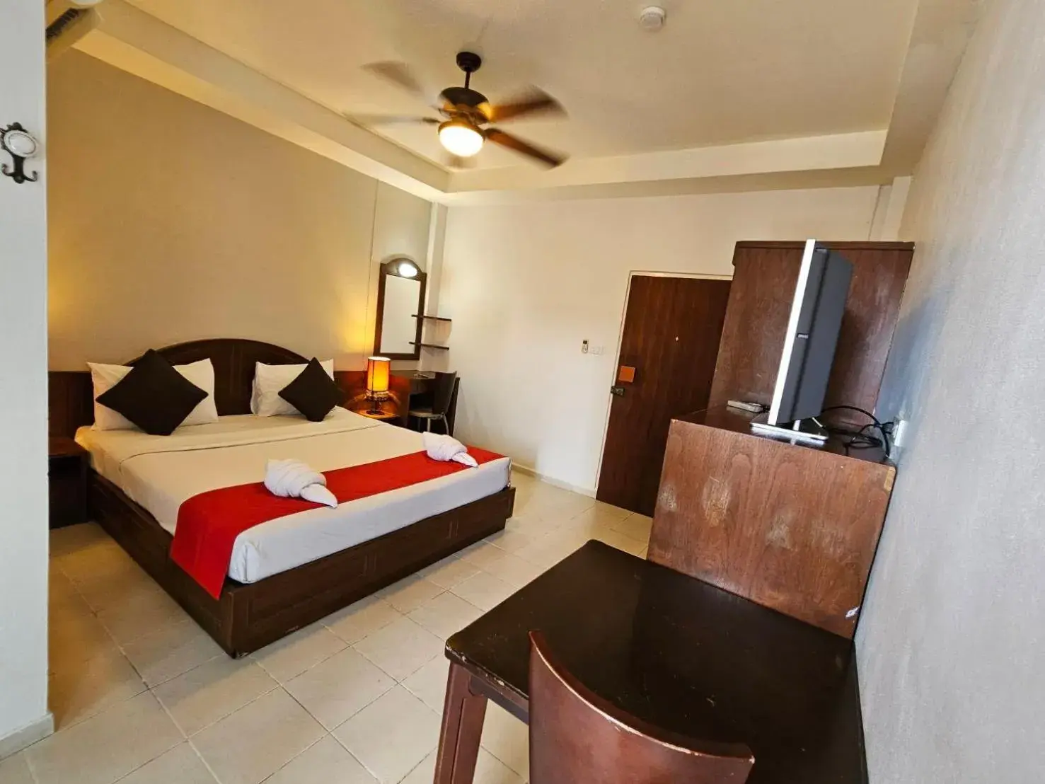 TV and multimedia, Bed in The Album Loft TV and multimedia, Bed in The Album Loft