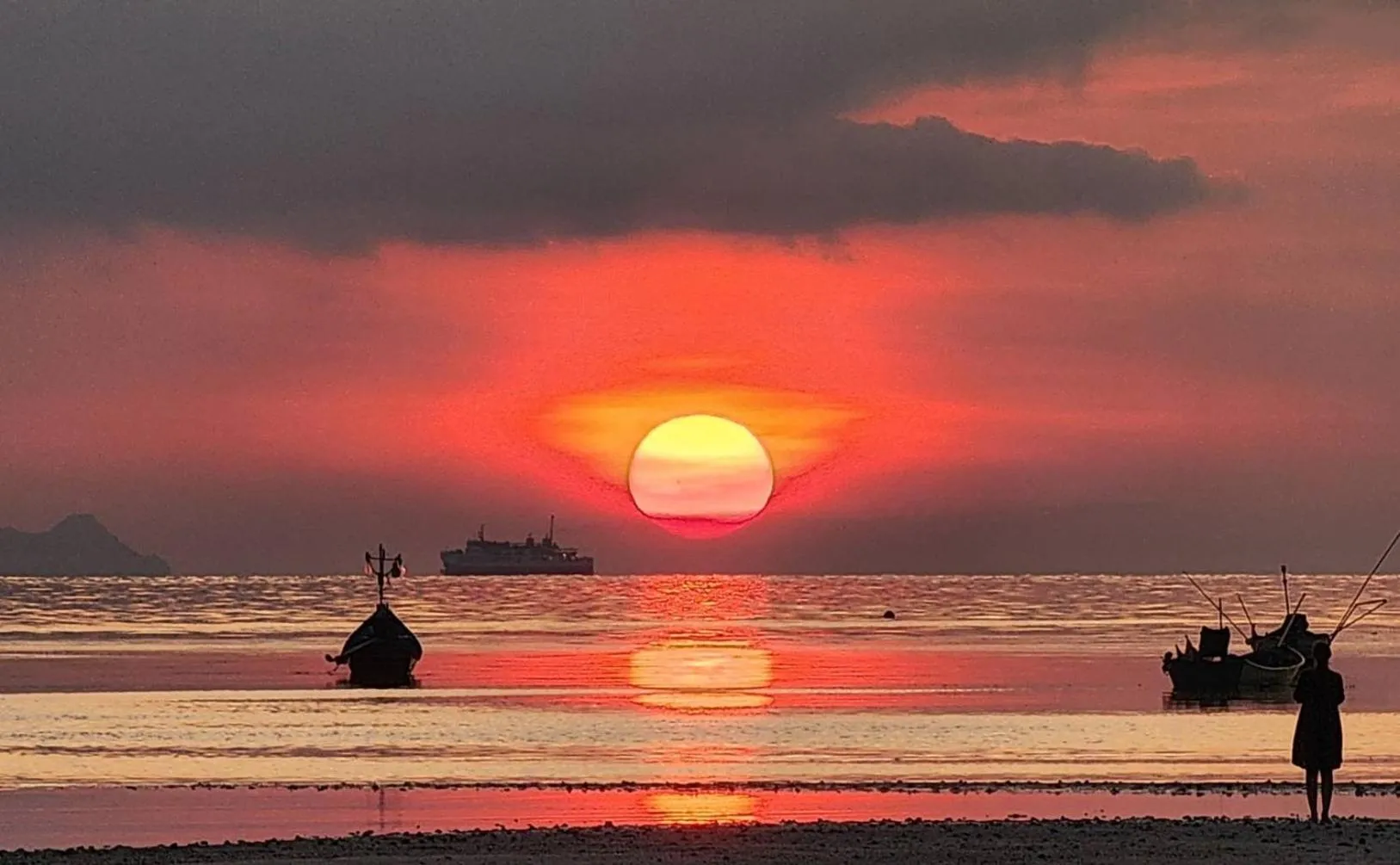 Beach in TUI BLUE The Passage Samui Pool Villas with Private Beach Resort
