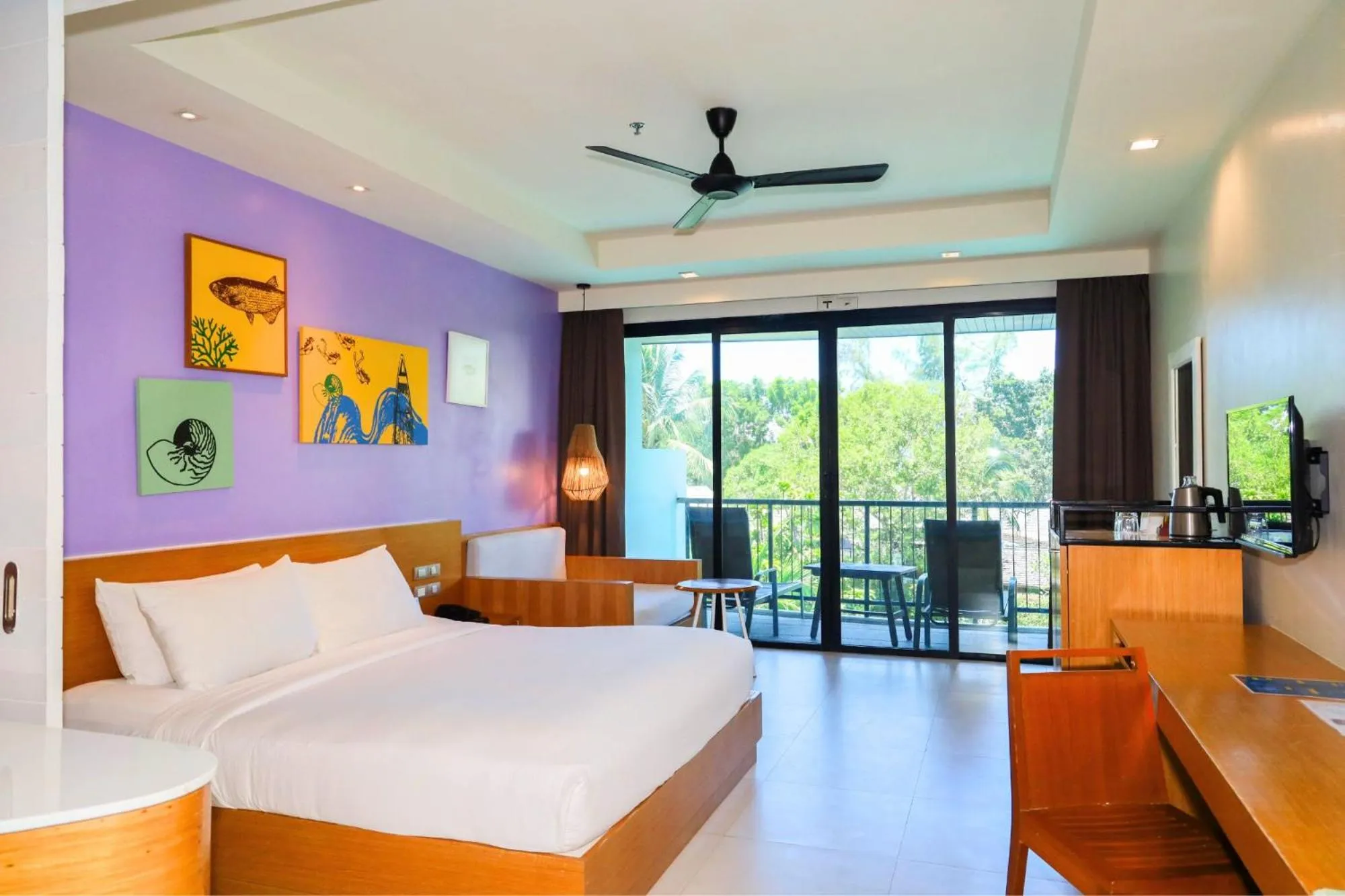 Bedroom, Bed in Holiday Ao Nang Beach Resort, Krabi