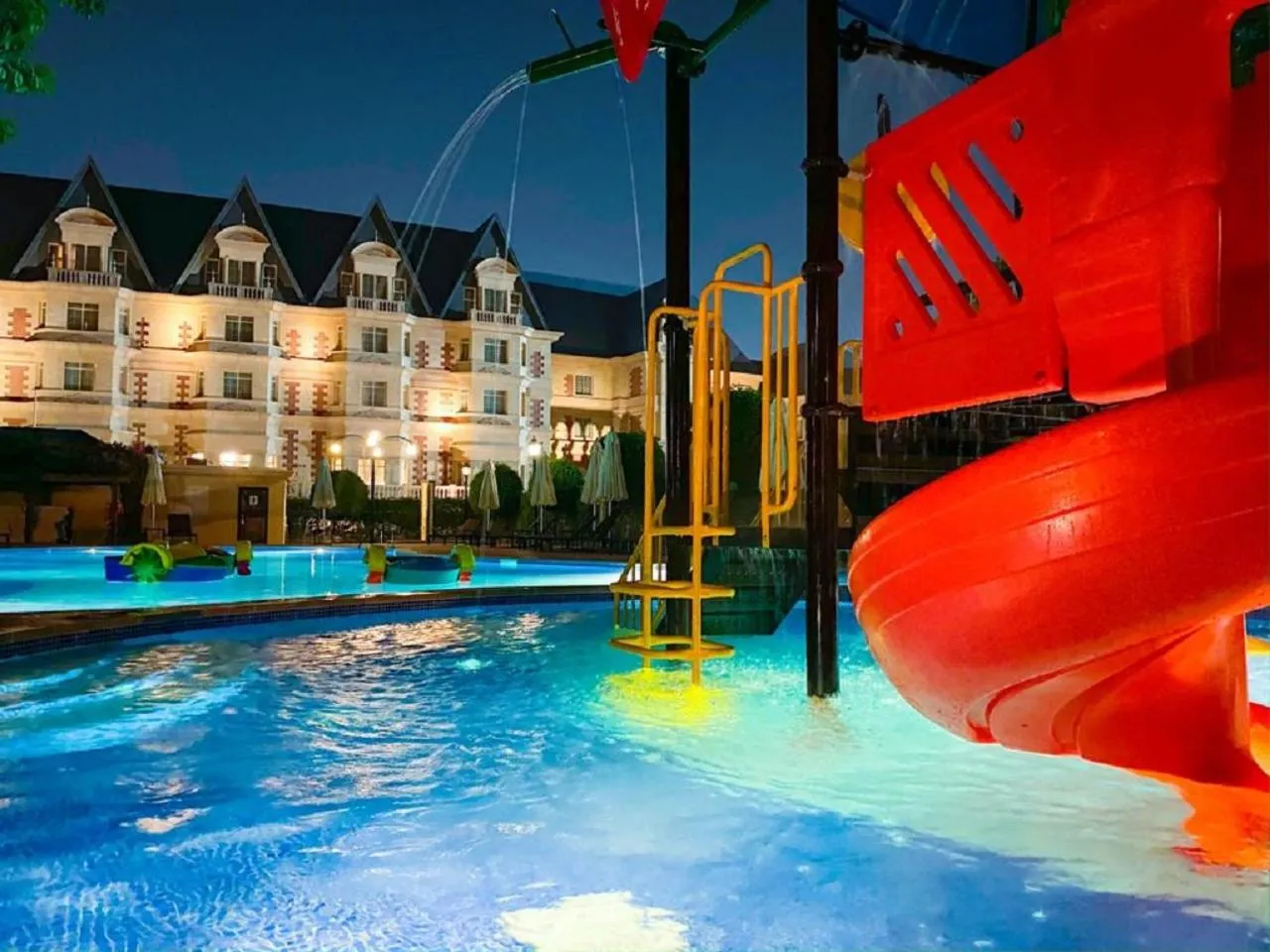 Night in Al Aziziyah Boutique Hotel By The Torch