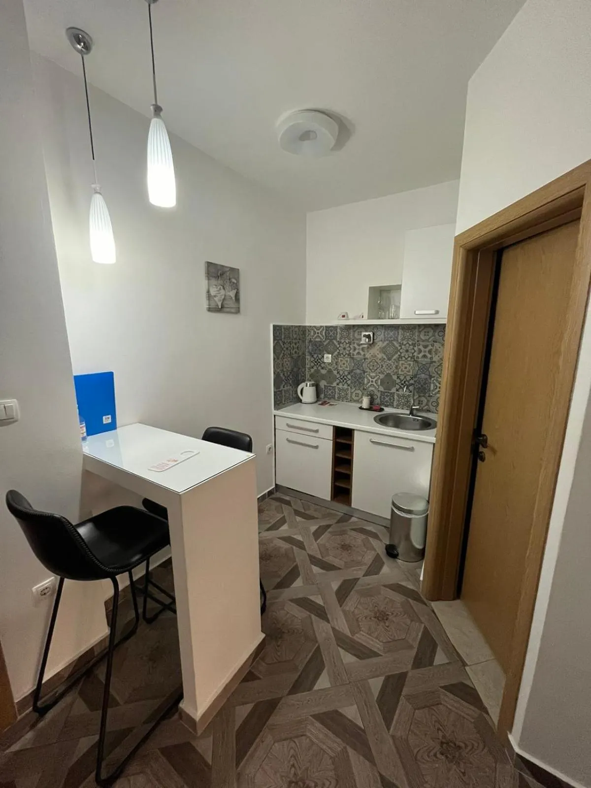 Kitchen or kitchenette in Apartments & rooms - TIANIS - Self check-in