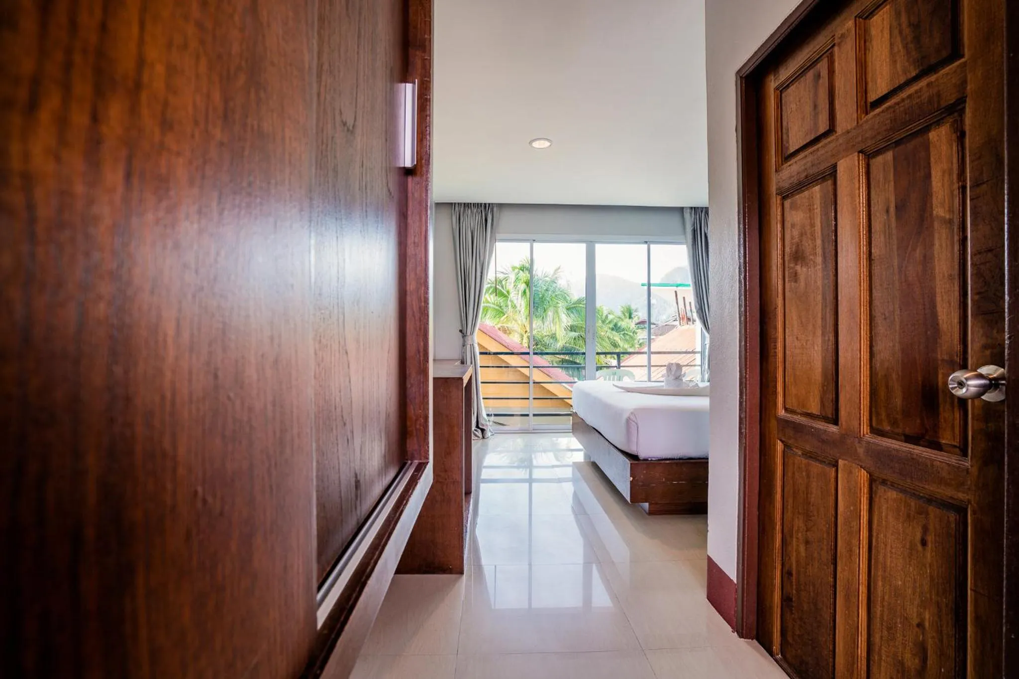 Bed in Phi Phi Anita Resort