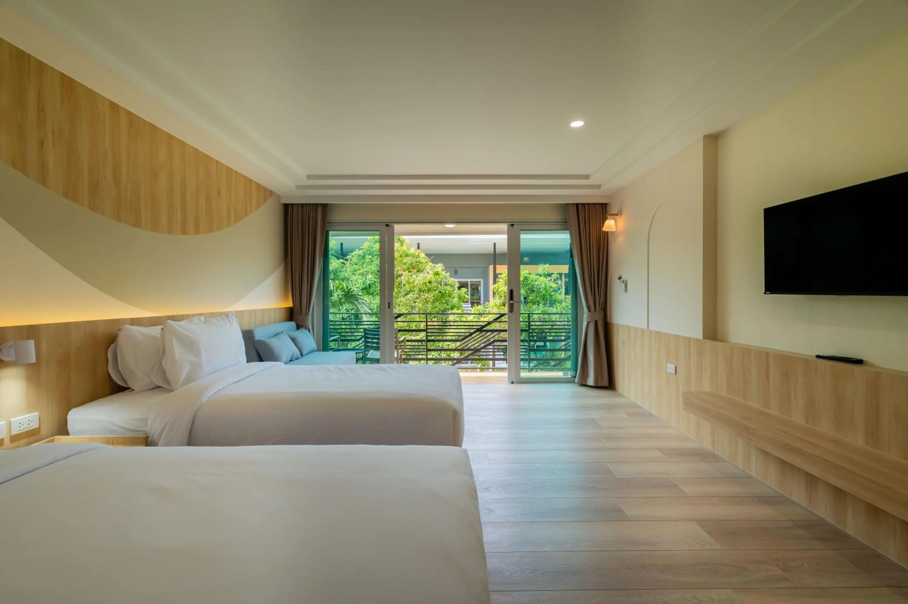 Bed in Phi Phi Anita Resort