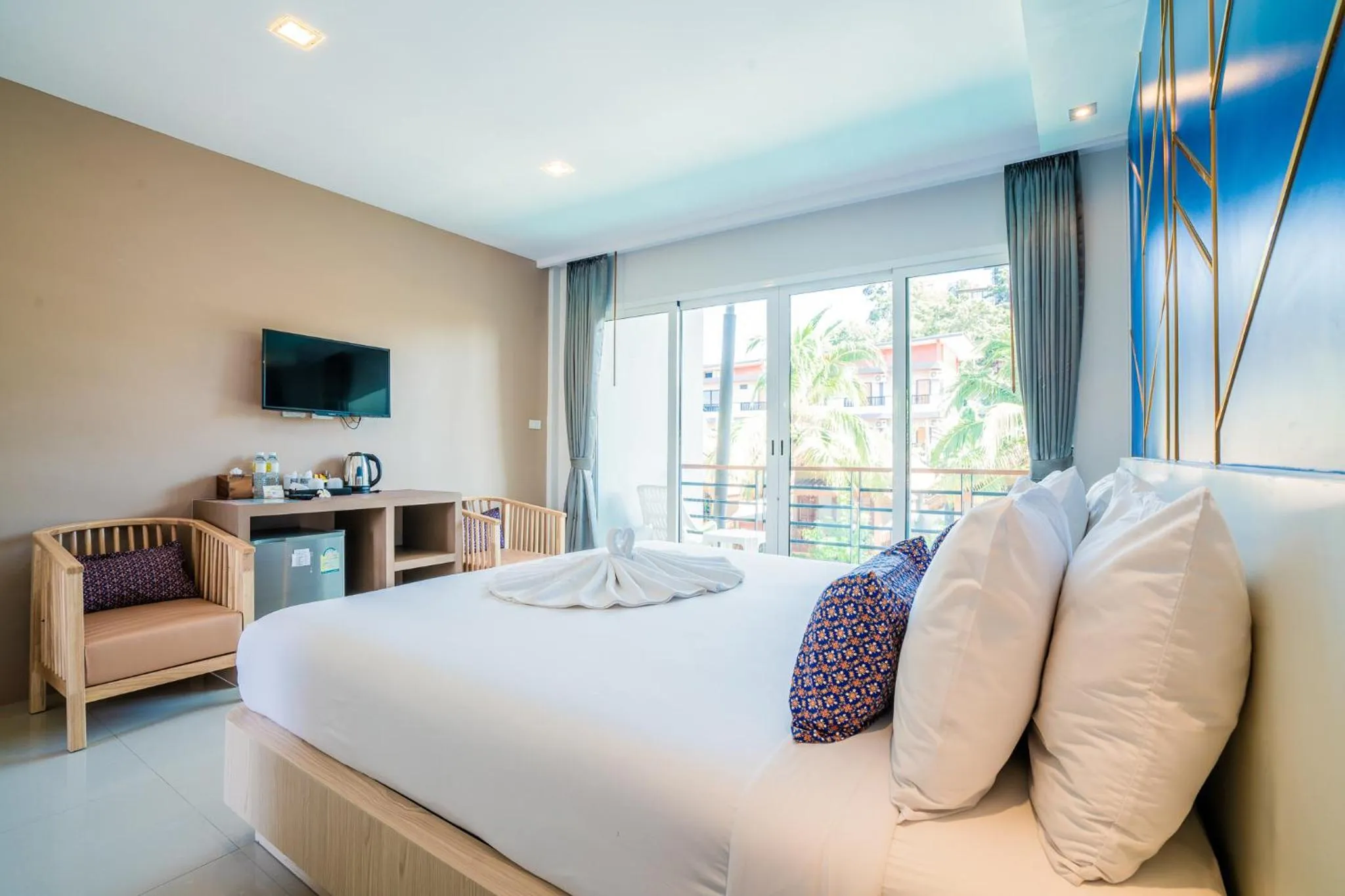 Bed in Phi Phi Anita Resort