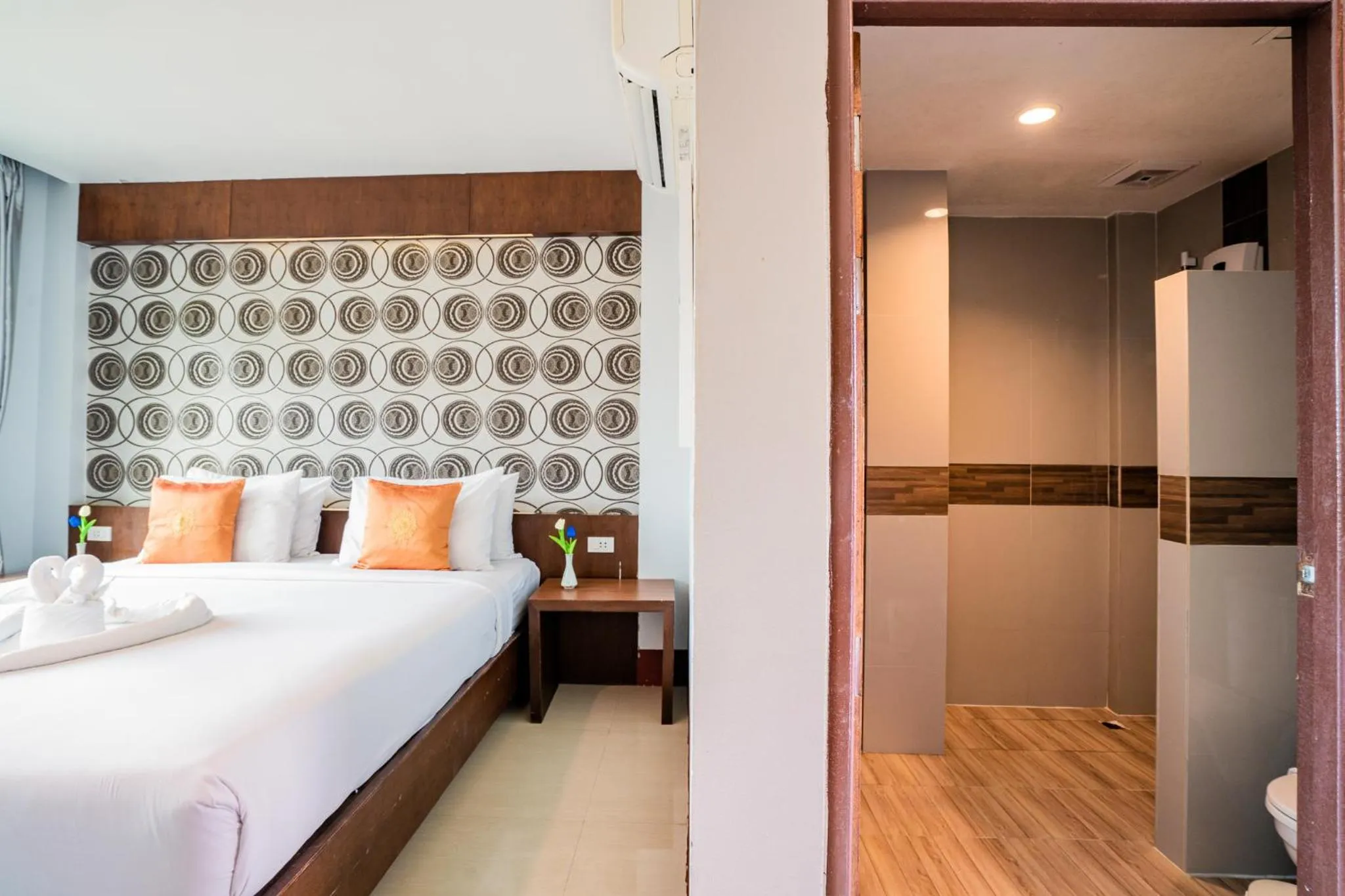 Bed in Phi Phi Anita Resort