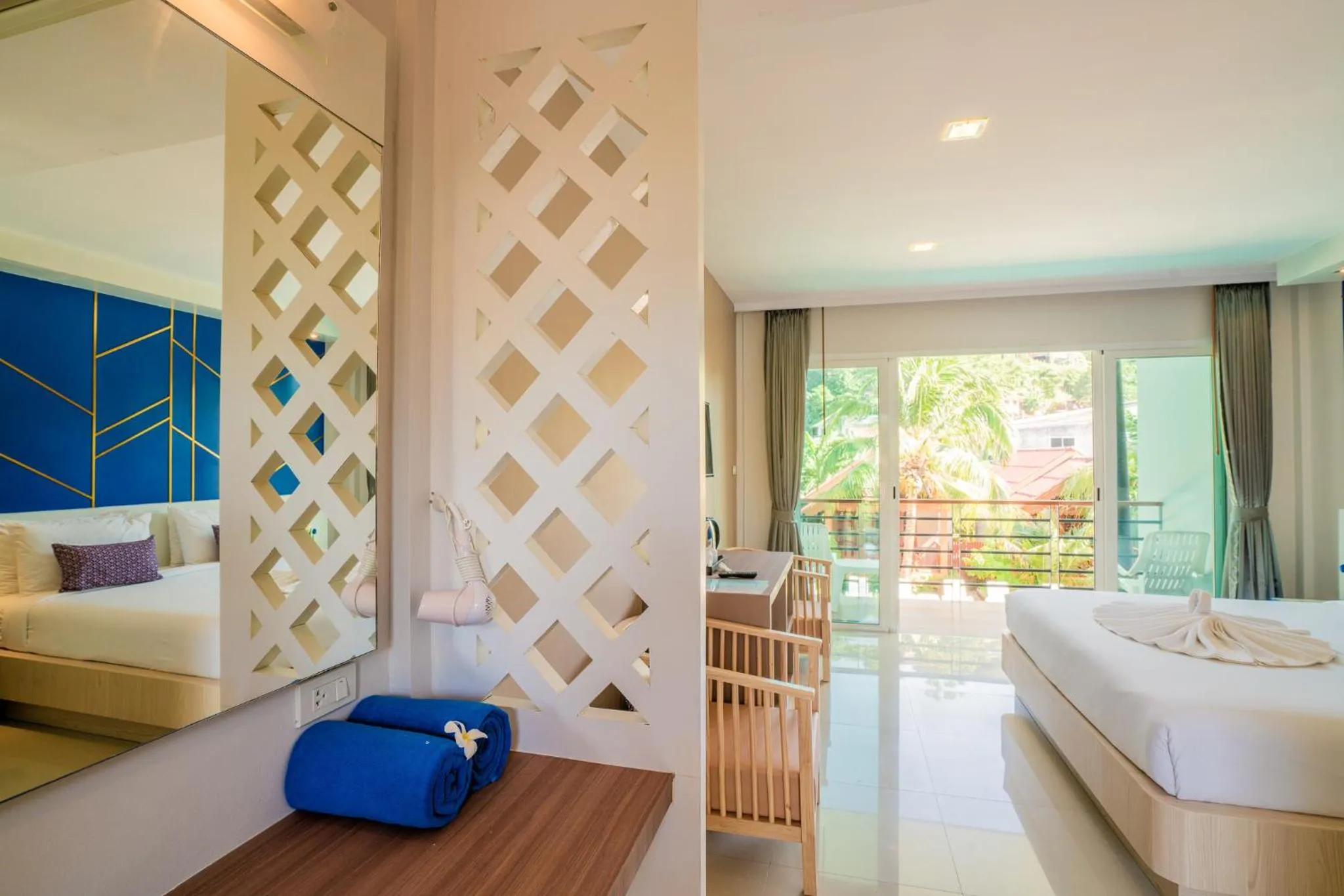 Bed in Phi Phi Anita Resort