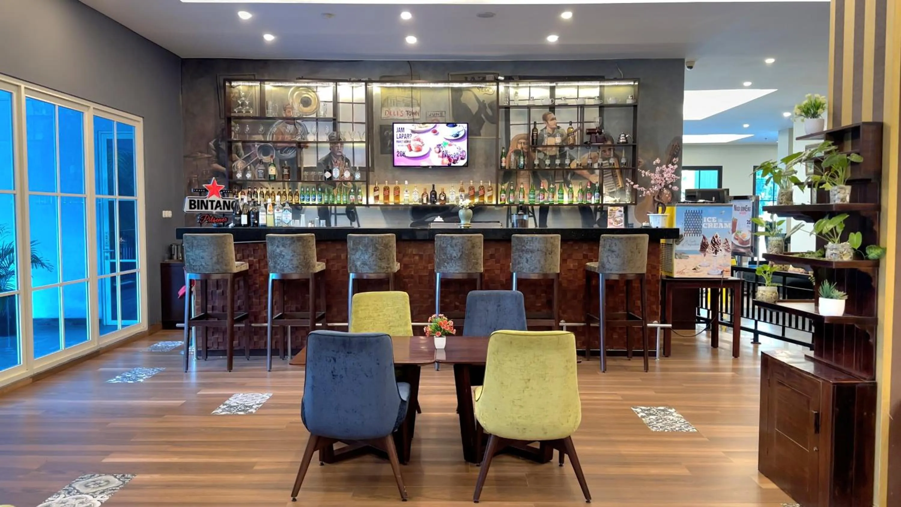 Lounge or bar in d'primahotel Kualanamu Airport Medan