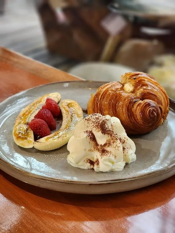 Food and drinks in Haadson Resort & Koh Raham