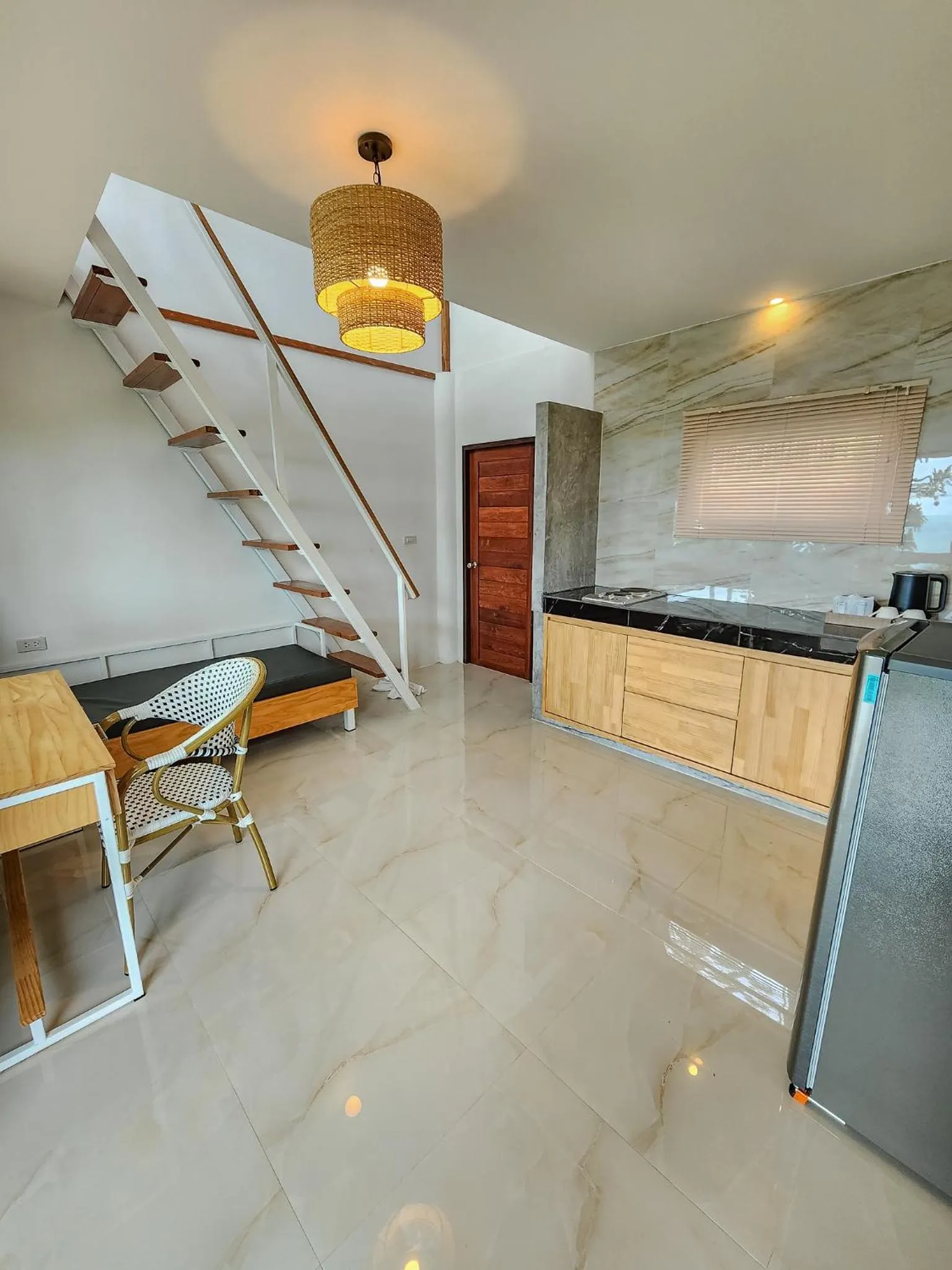 Kitchen or kitchenette in Haadson Resort & Koh Raham