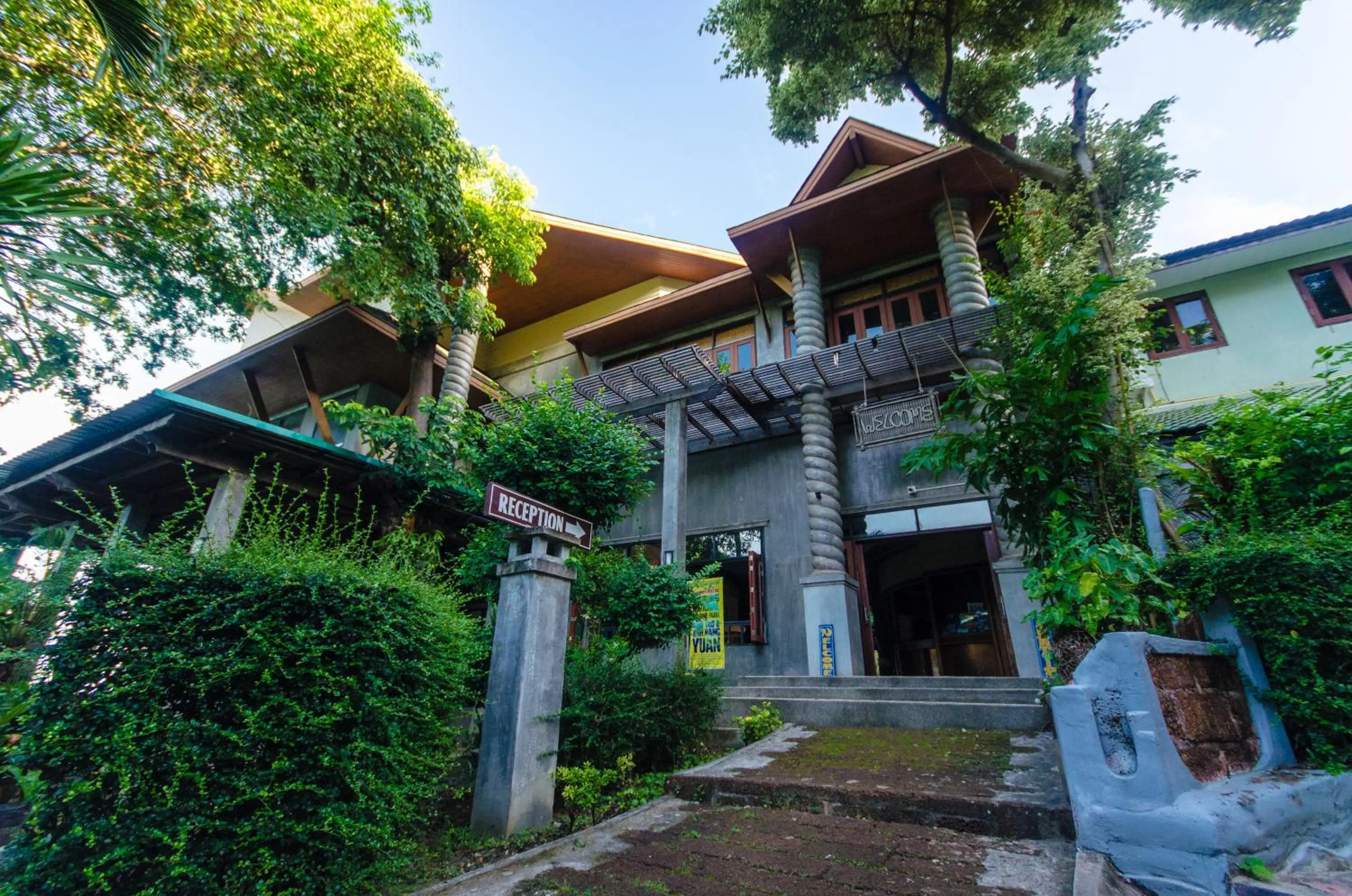 Property building in Haadson Resort & Koh Raham