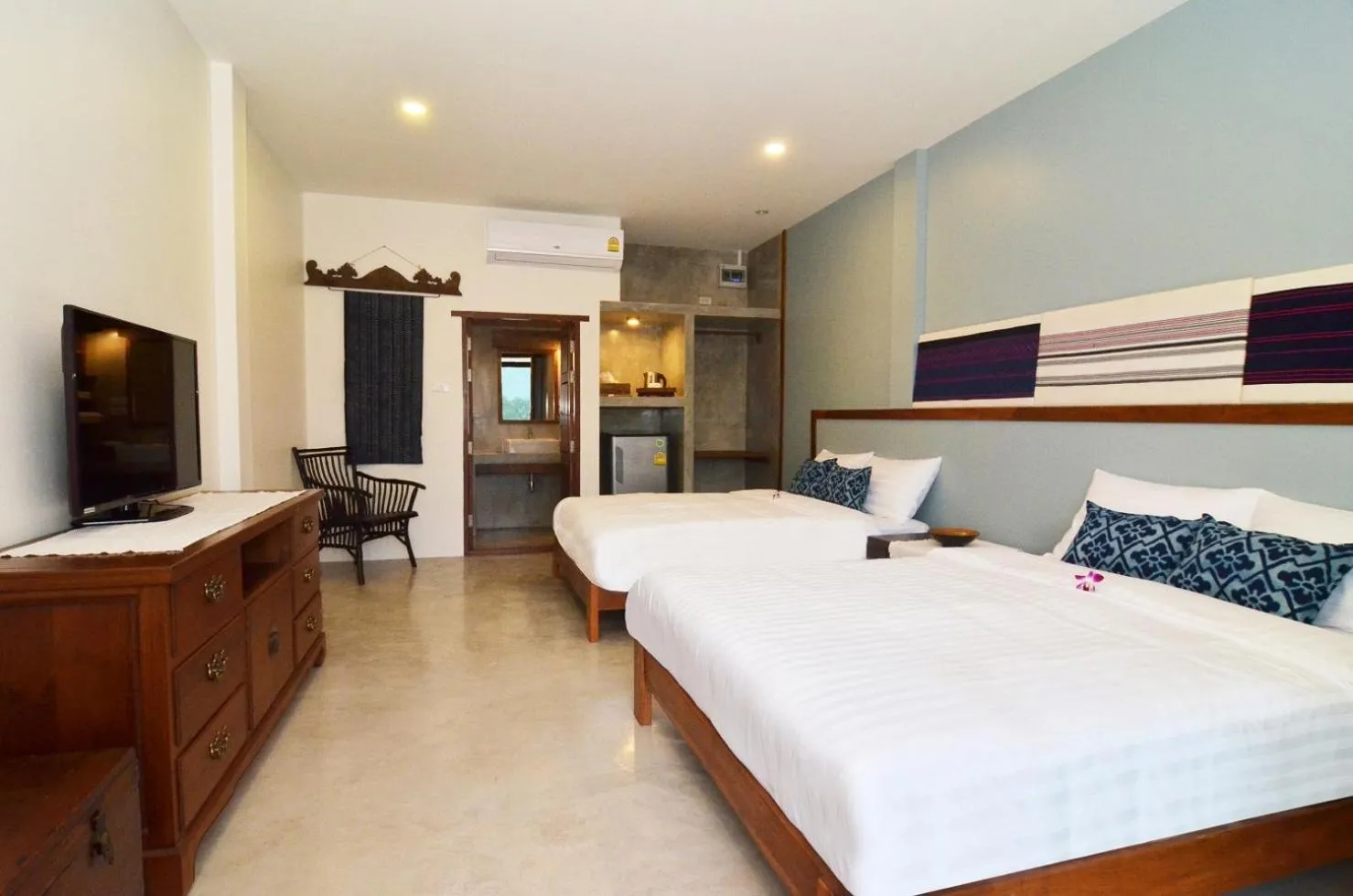 Photo of the whole room, Bed in Le Cocotier