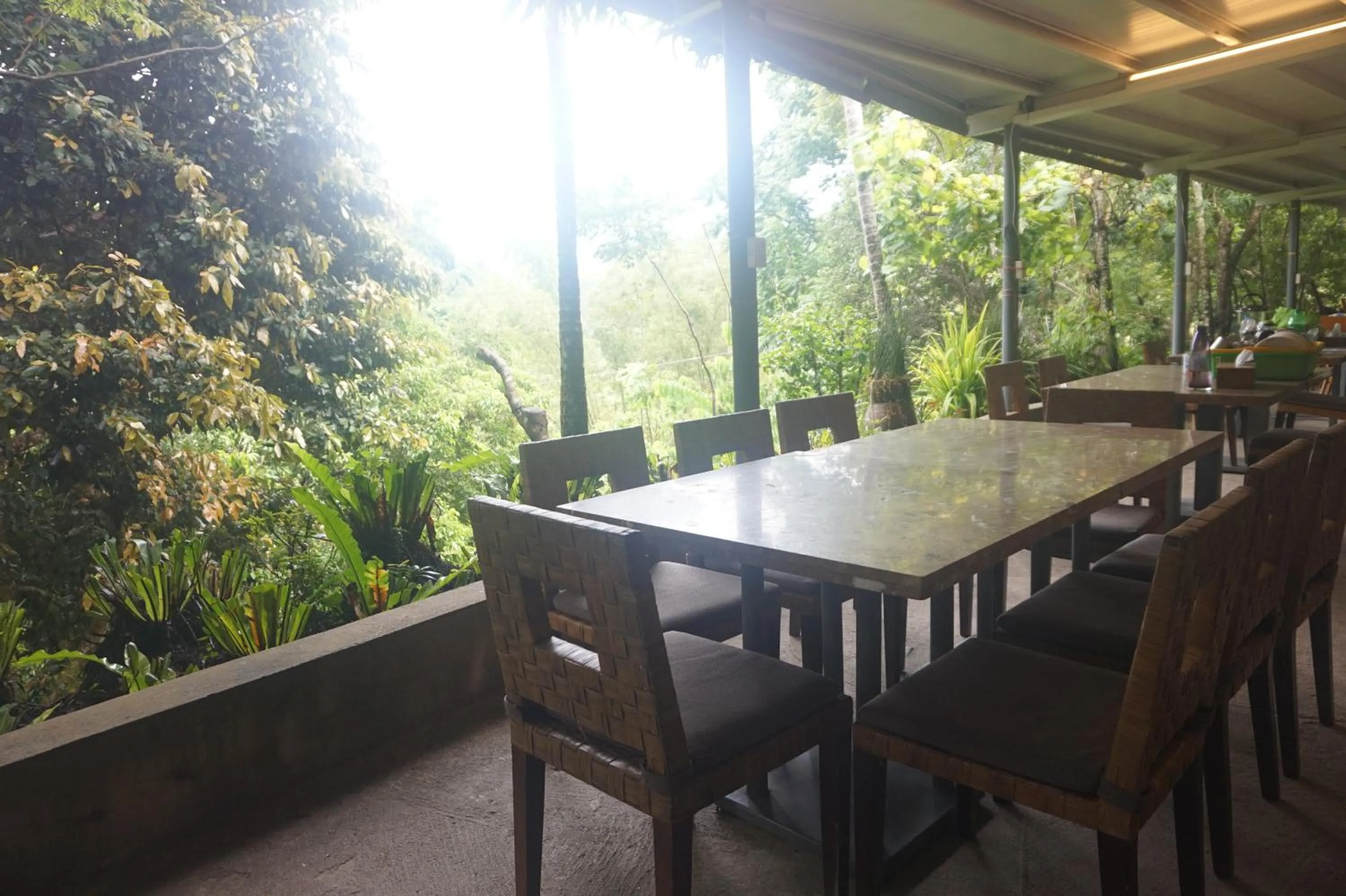 Restaurant/places to eat in Juhu Farmstay