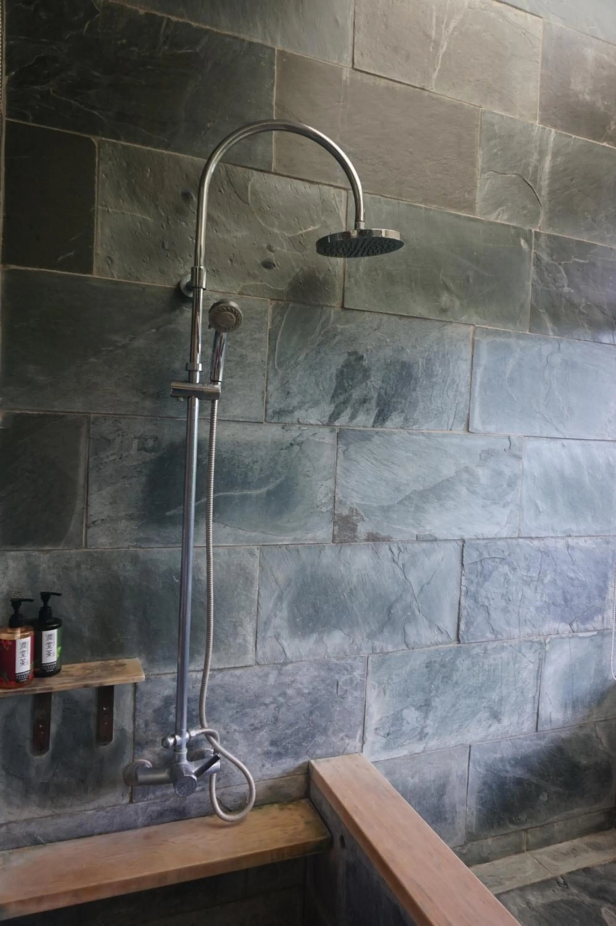 Bathroom in Juhu Farmstay