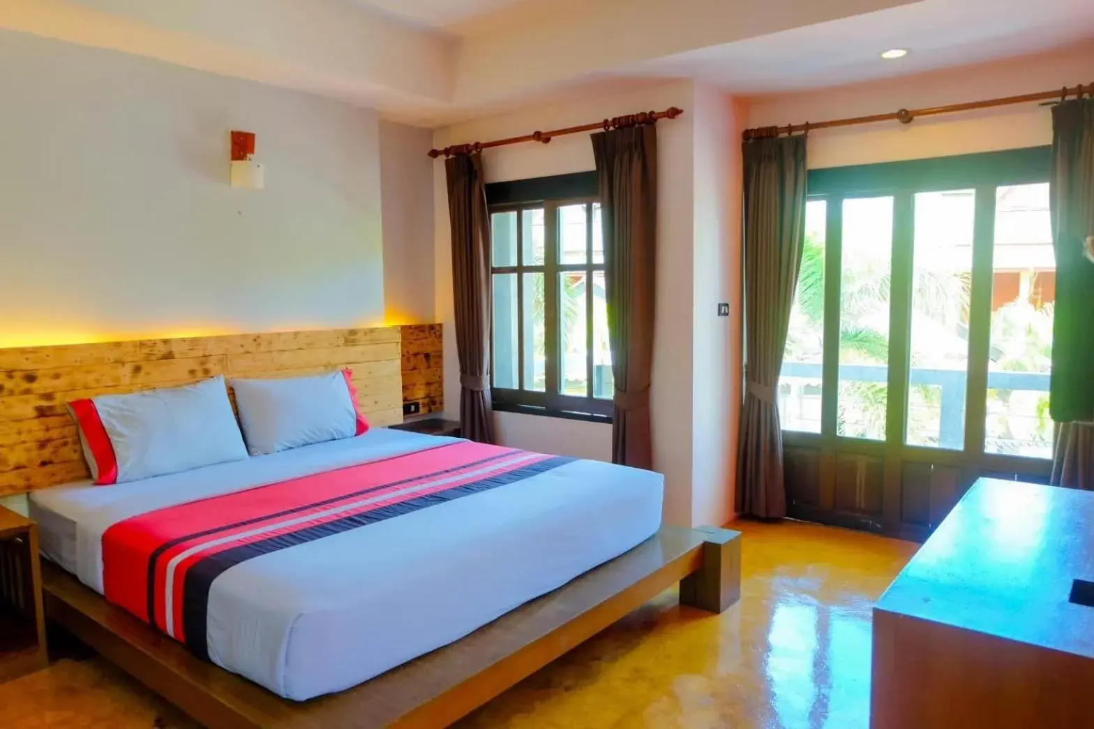 Photo of the whole room, Bed in See Through Resort Haad Yao Photo of the whole room, Bed in See Through Resort Haad Yao