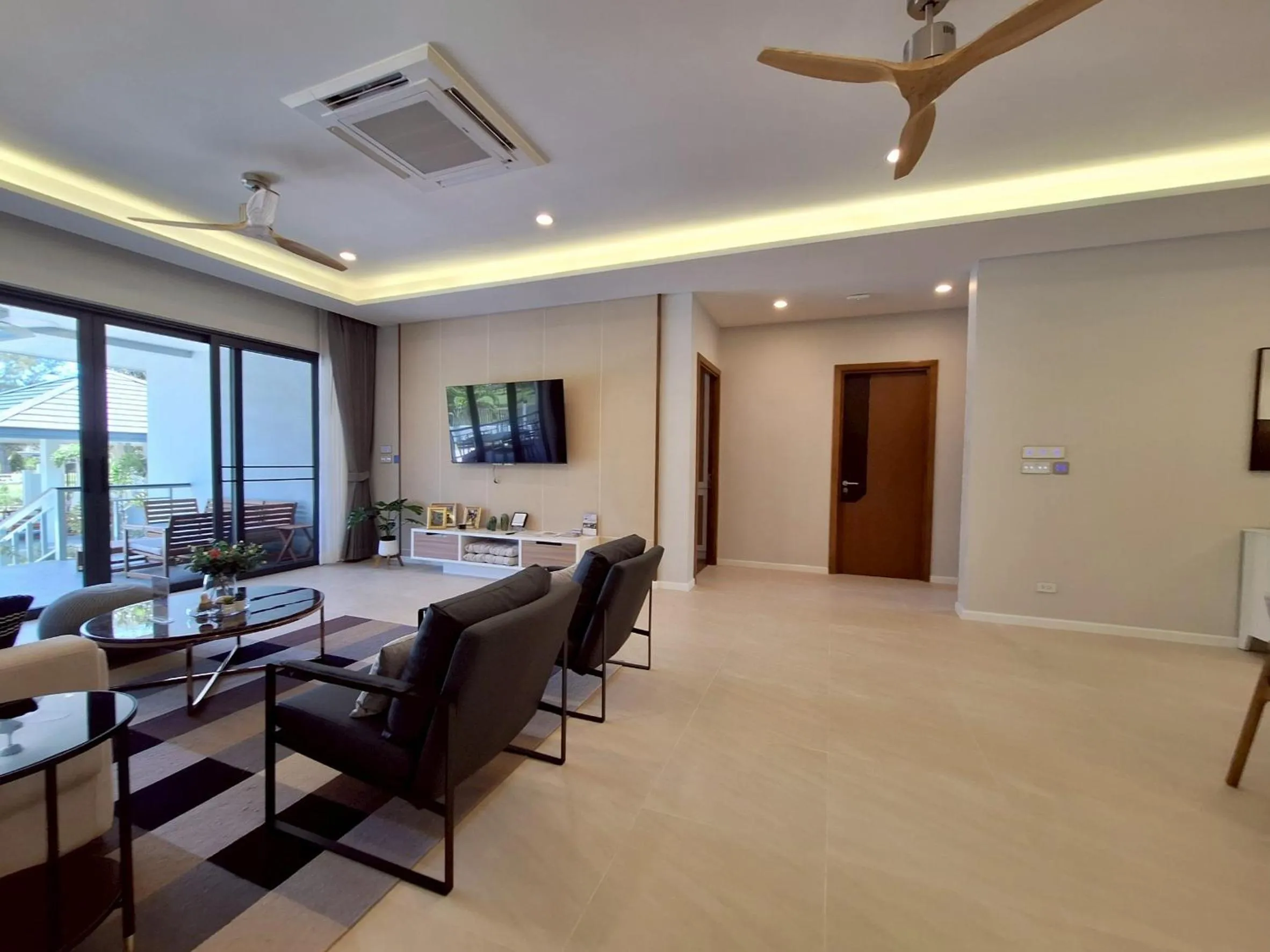 TV and multimedia in ThaiLife Wellness & Meditation Resort- SHA Plus