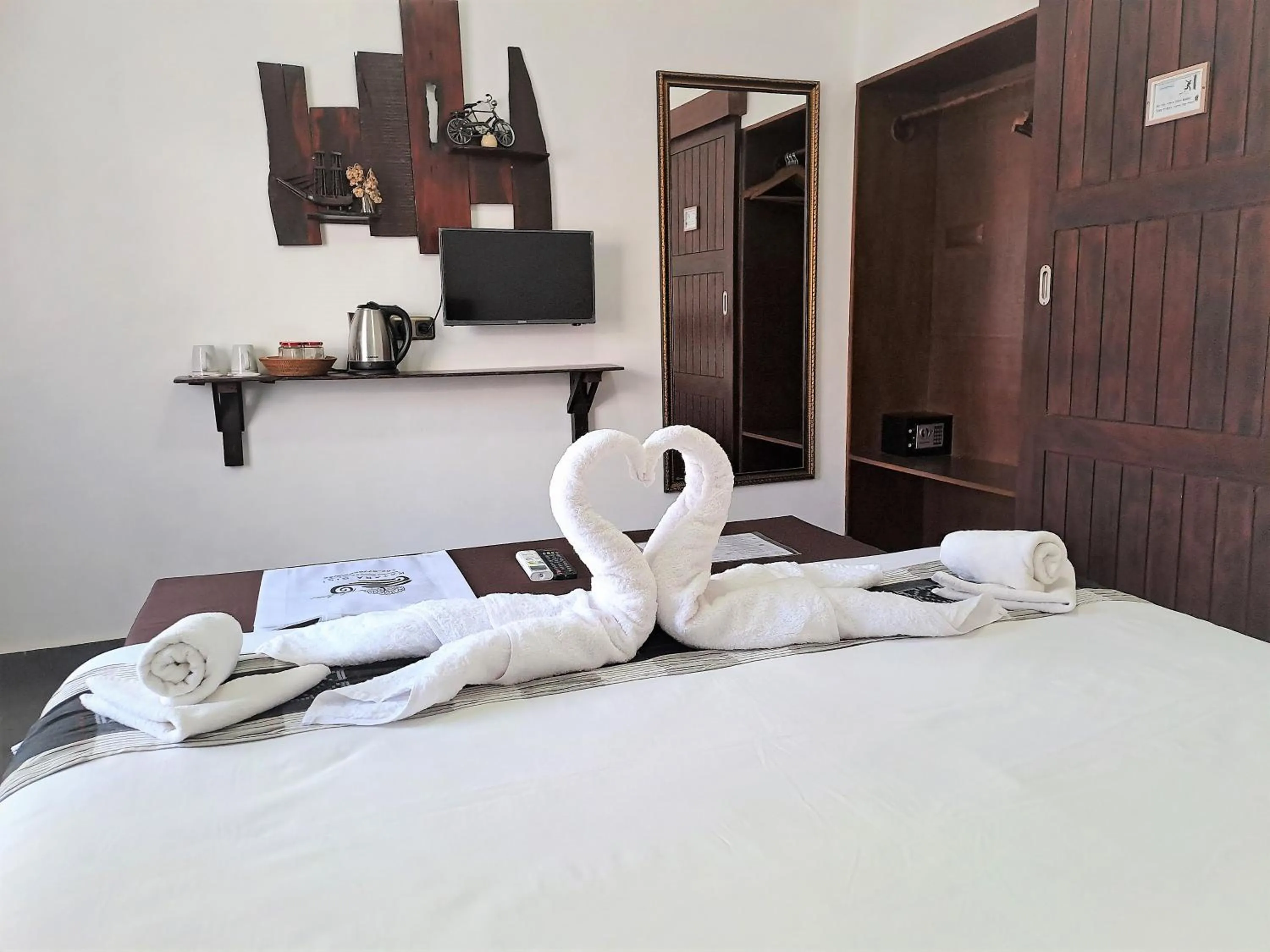 Bed in Katara Gili, Boutique Rooms and Bungalows