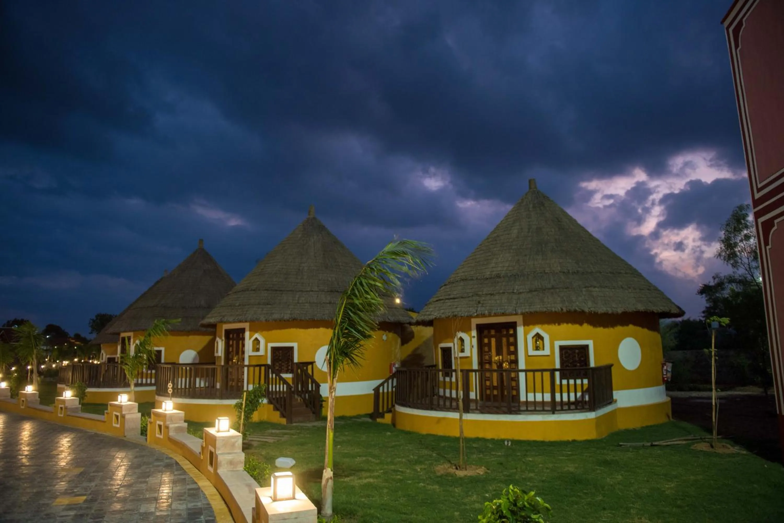 Neighbourhood in Sun Hotel and Resort, Mount Abu