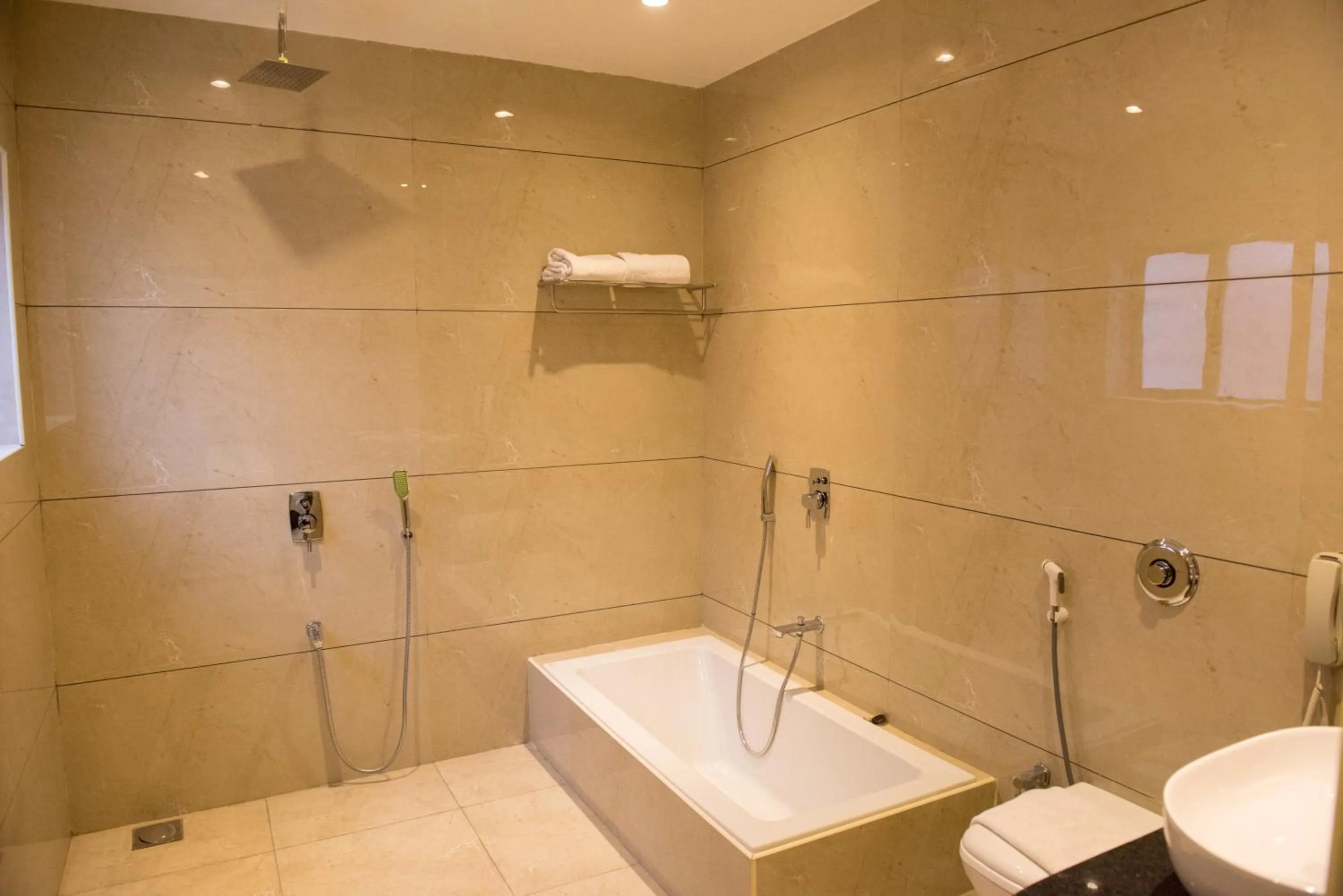 Bathroom in Sun Hotel and Resort, Mount Abu