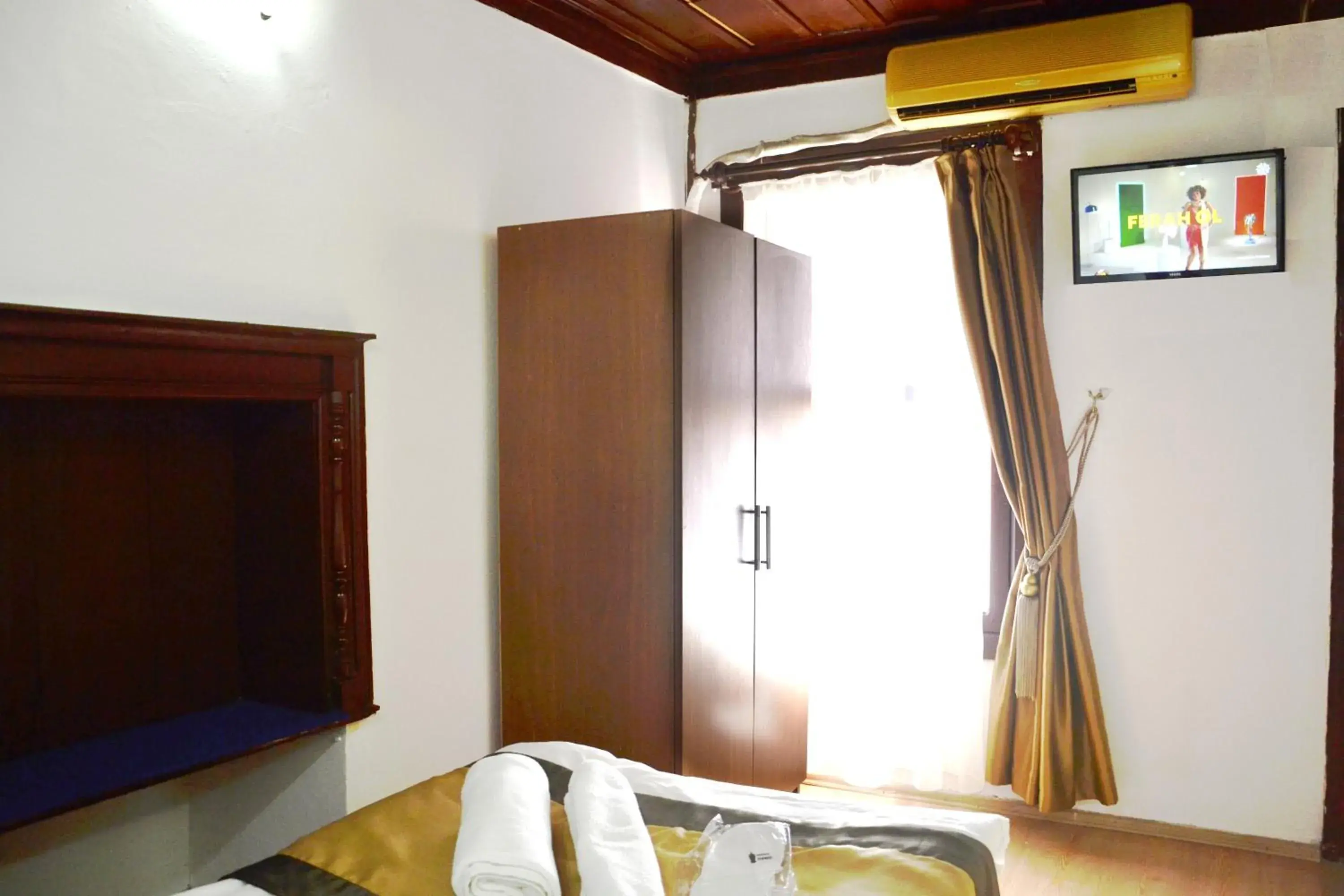 Inner courtyard view in Konak Hotel Kaleiçi Inner courtyard view in Konak Hotel Kaleiçi