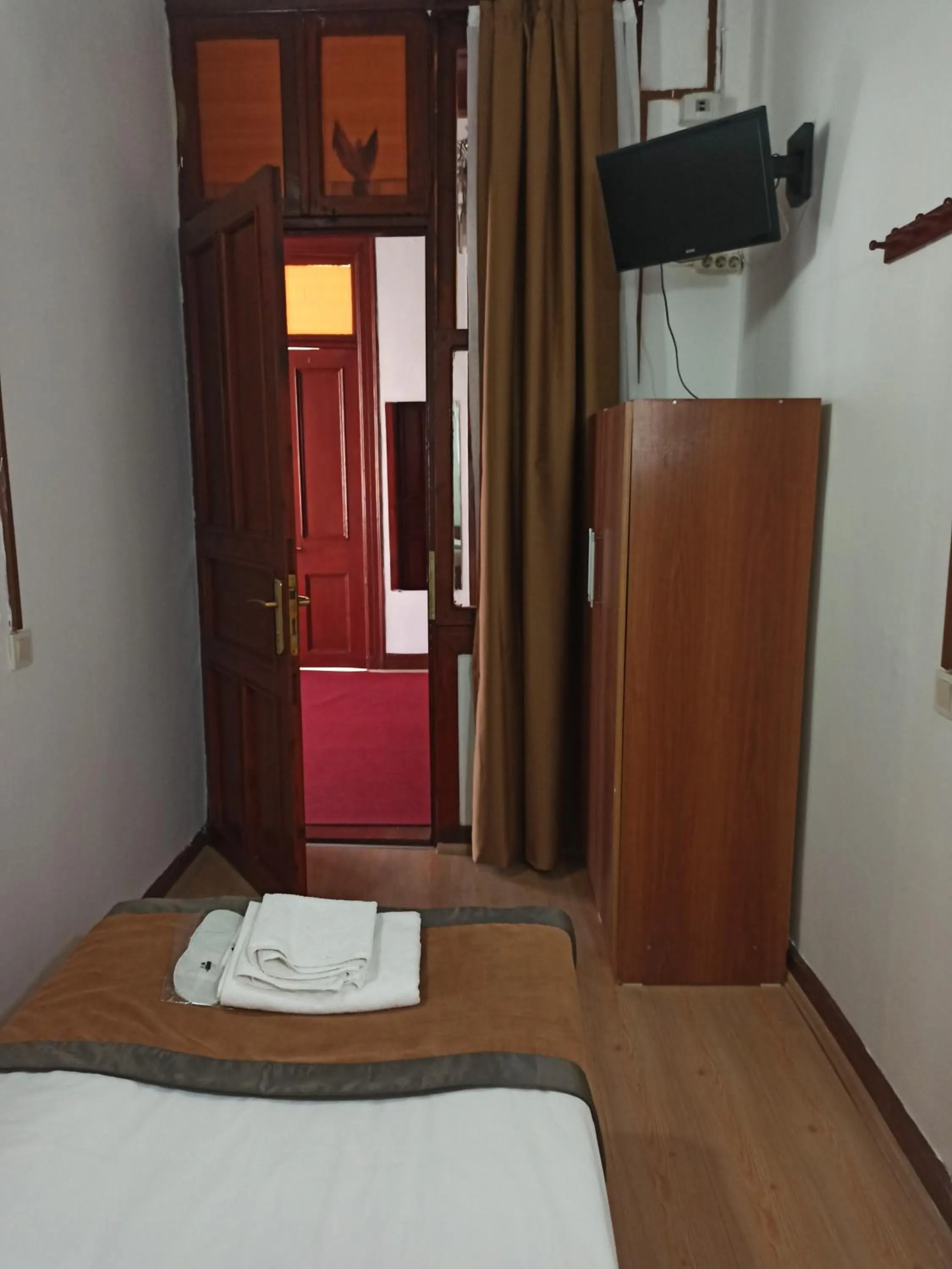 TV and multimedia, Bed in Konak Hotel Kaleiçi