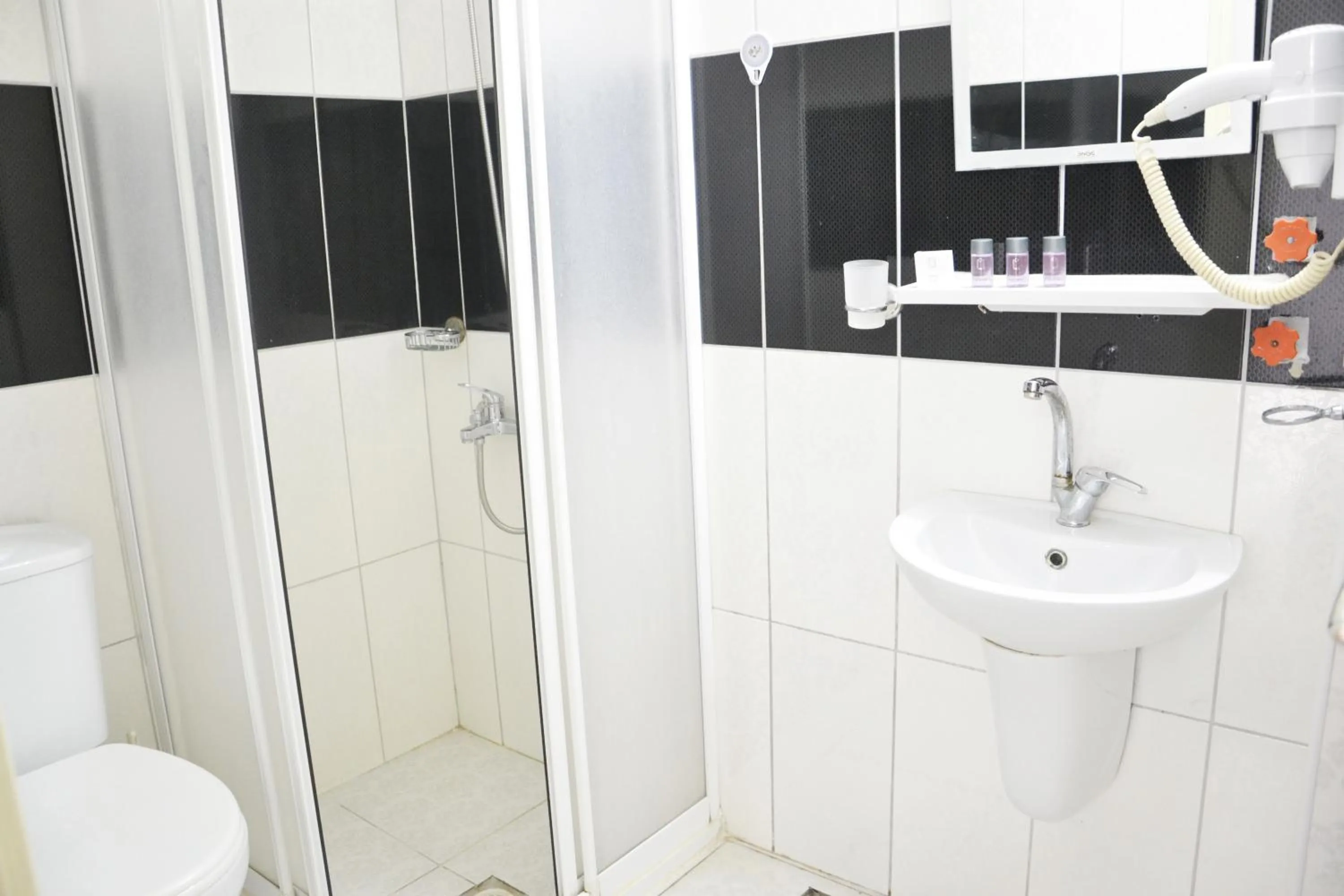 Bathroom in Konak Hotel Kaleiçi