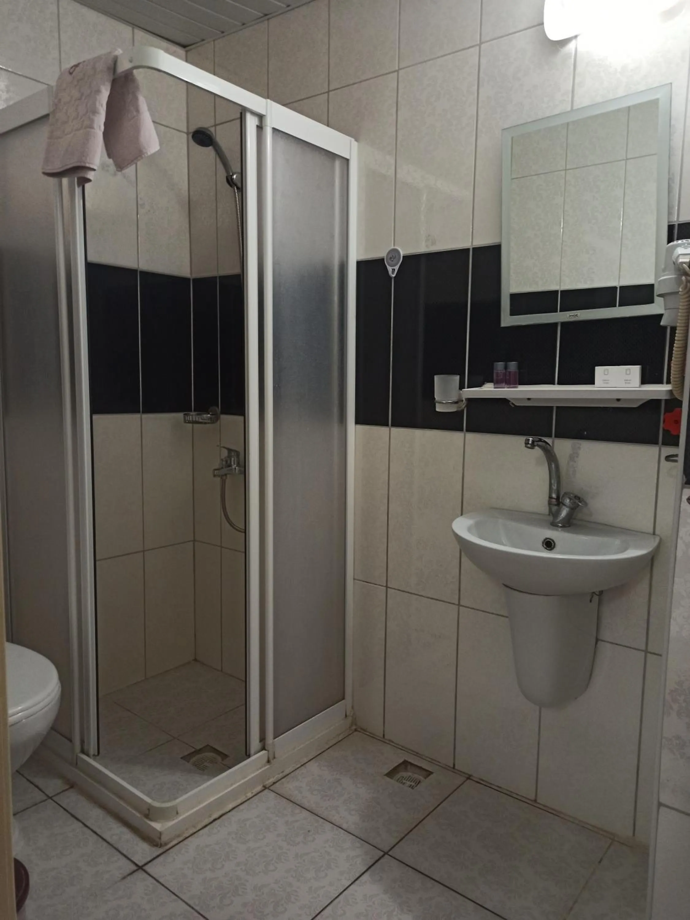 Bathroom in Konak Hotel Kaleiçi