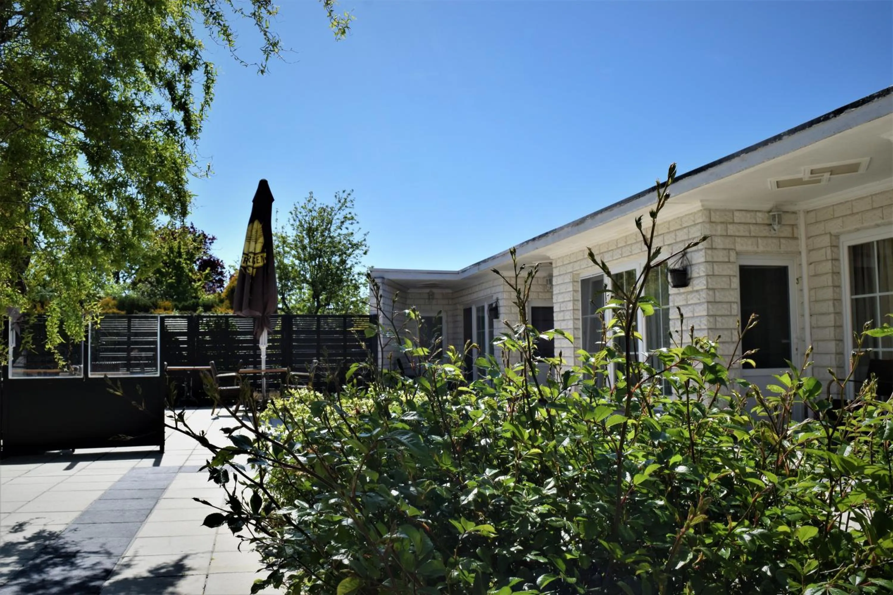 Spring in Hotel Maurice