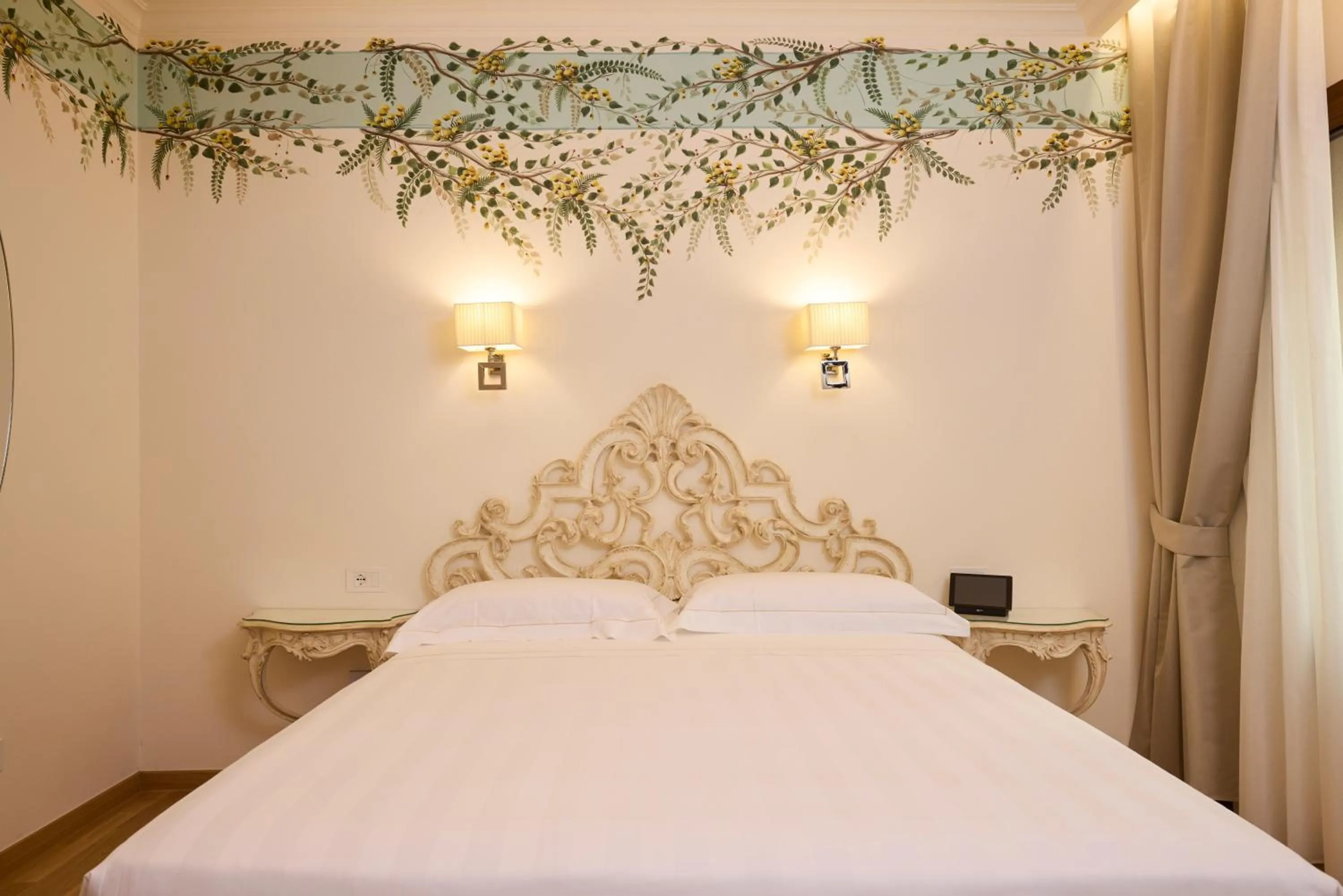 Bed in Hotel Art Atelier - Place of Charme