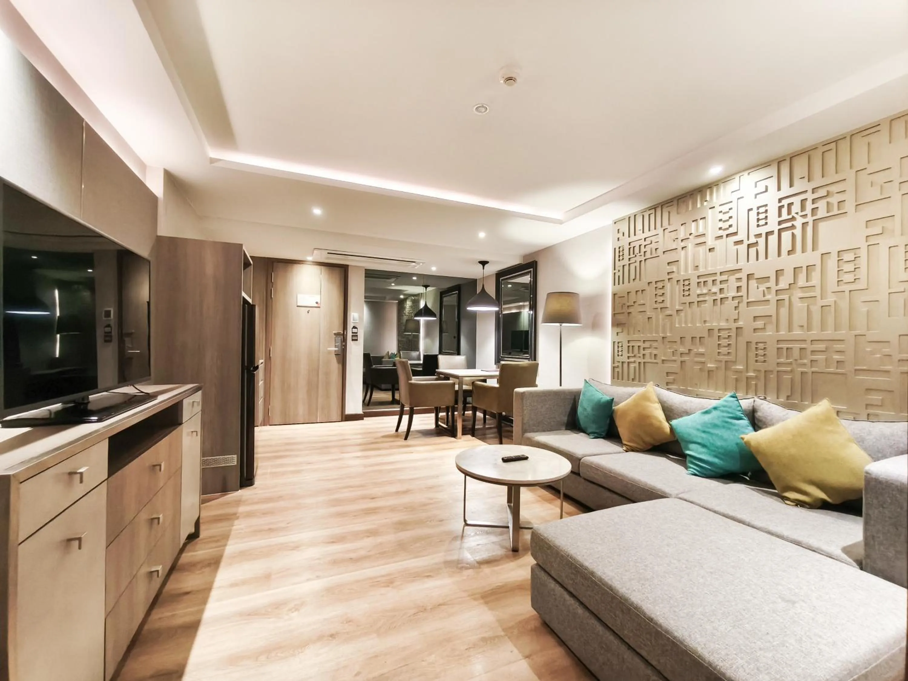 Seating area in Citrus Suites Sukhumvit 6 by Compass Hospitality